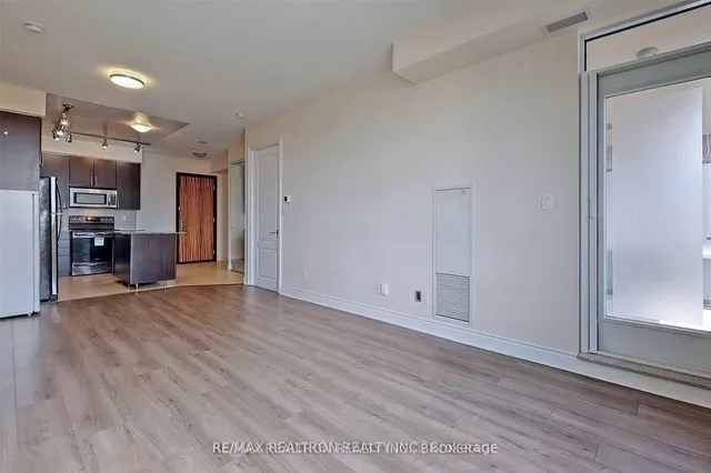 50 Clegg Rd #912, Markham 4