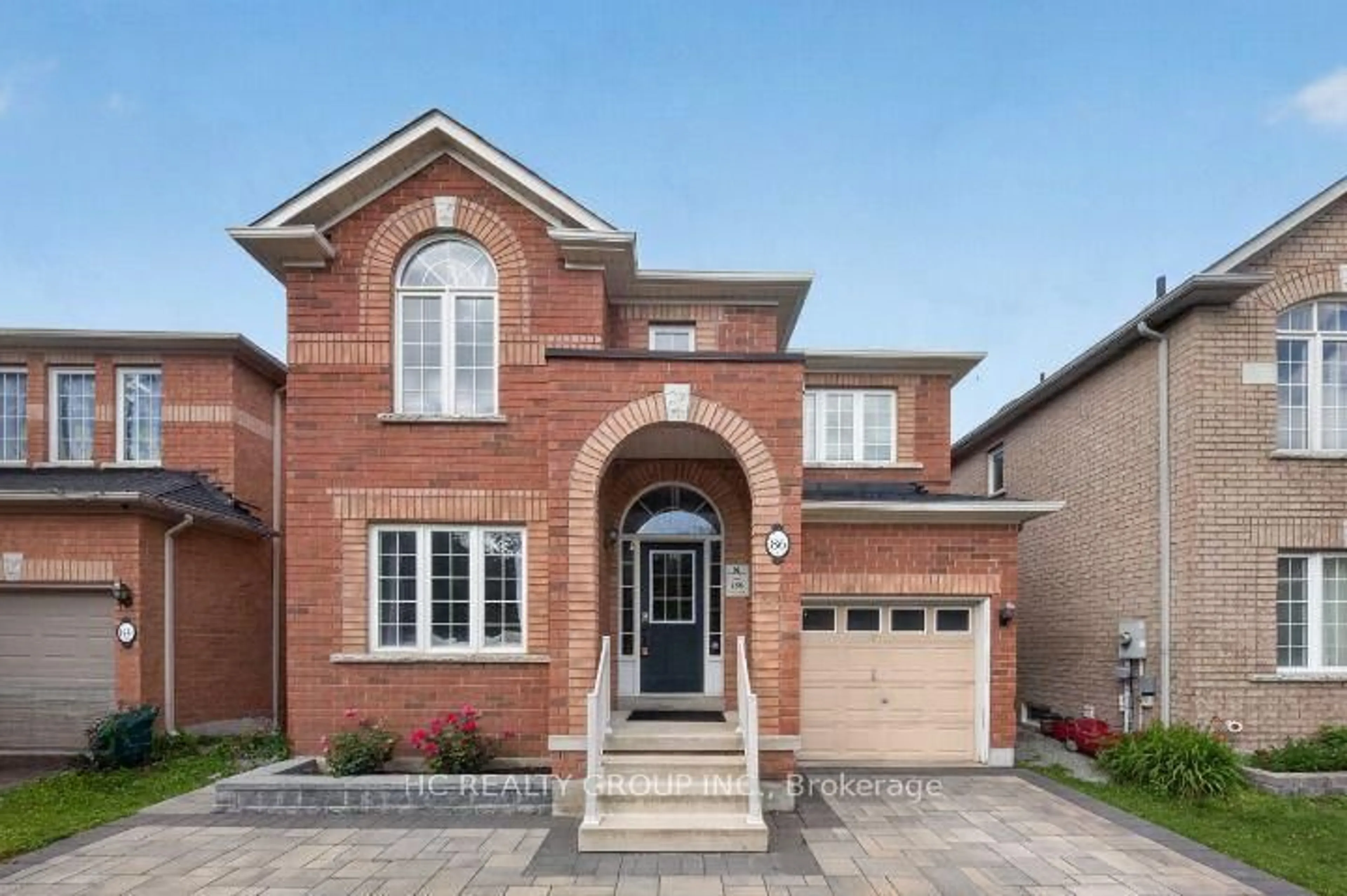 Home with brick exterior material, street for 86 Beare Tr, Newmarket Ontario L3X 3B3