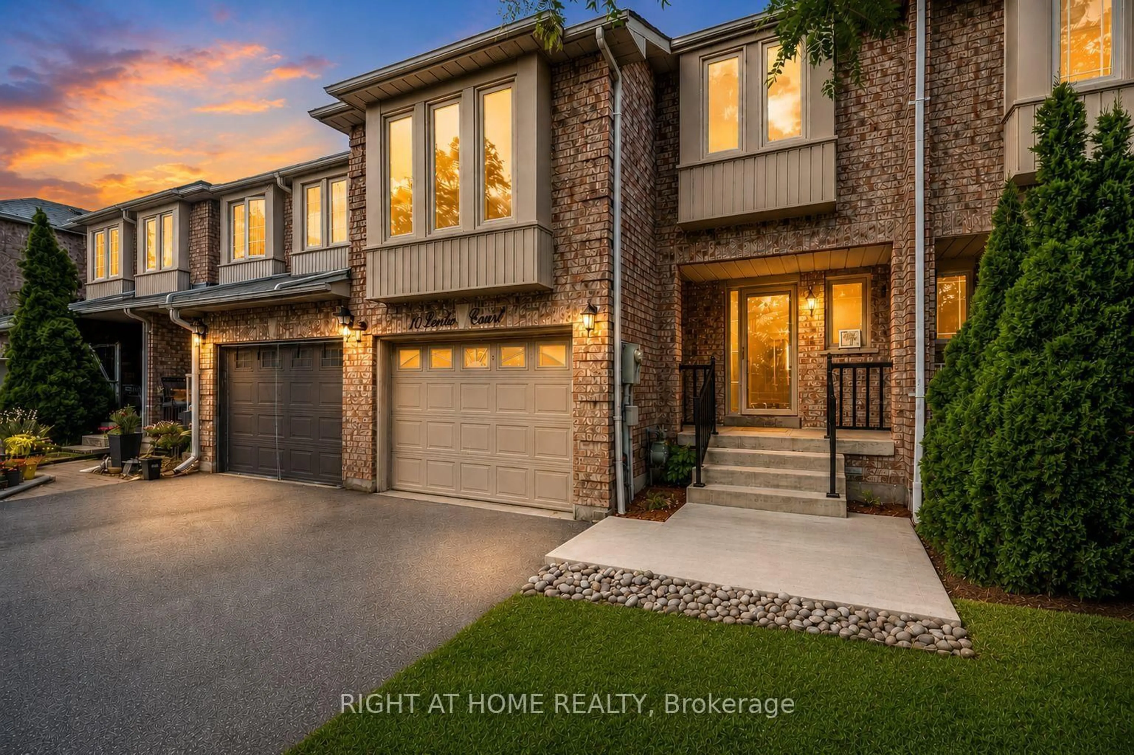 Home with brick exterior material, street for 10 Lento Crt, Vaughan Ontario L4L 8Y9