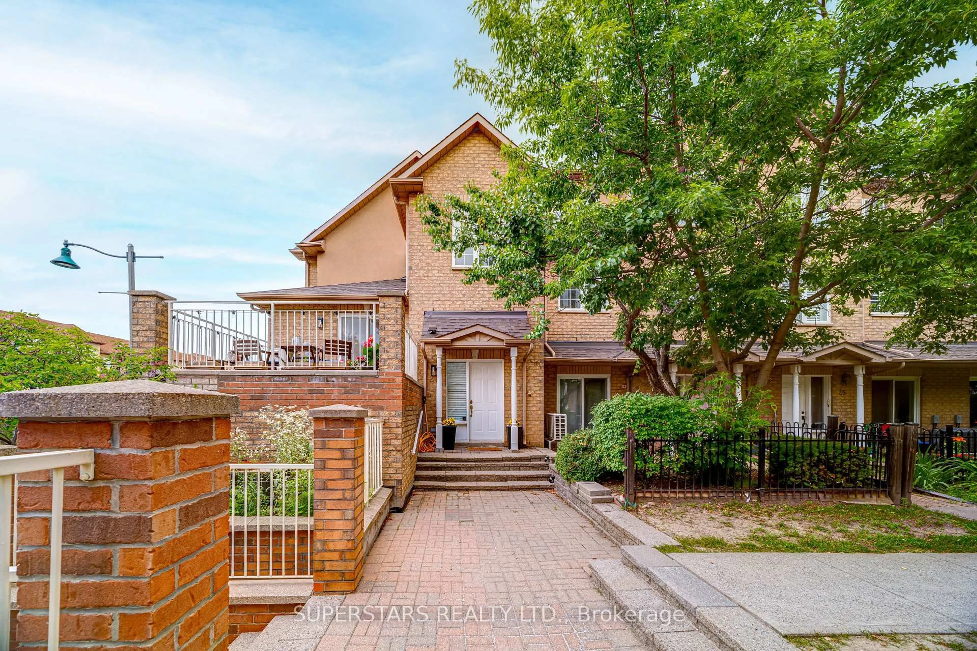 Home with brick exterior material, street for 10 Cox Blvd #27, Markham Ontario L3R 4G2