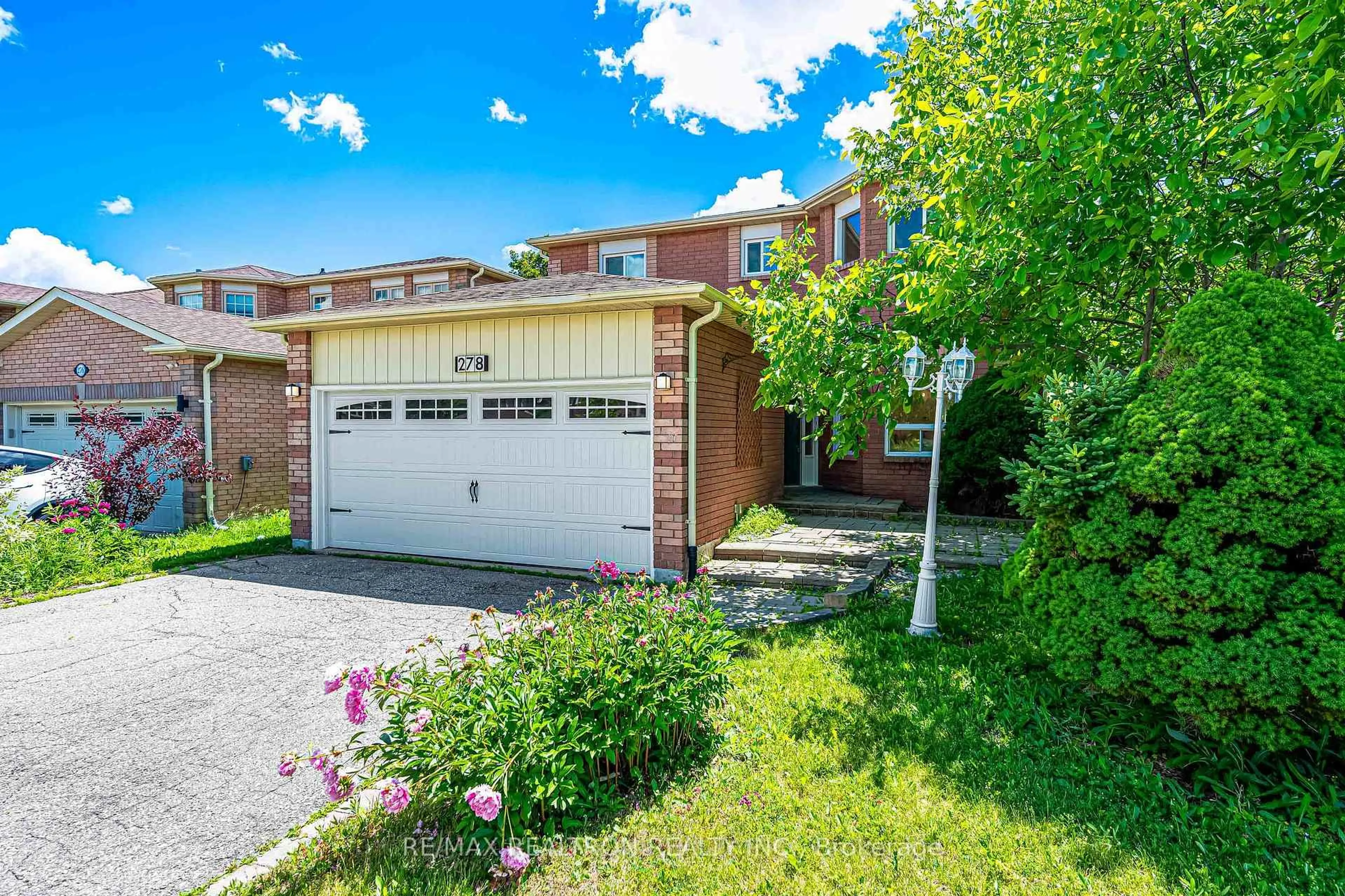 Home with brick exterior material, street for 278 Bernard Ave, Richmond Hill Ontario L4S 1C9