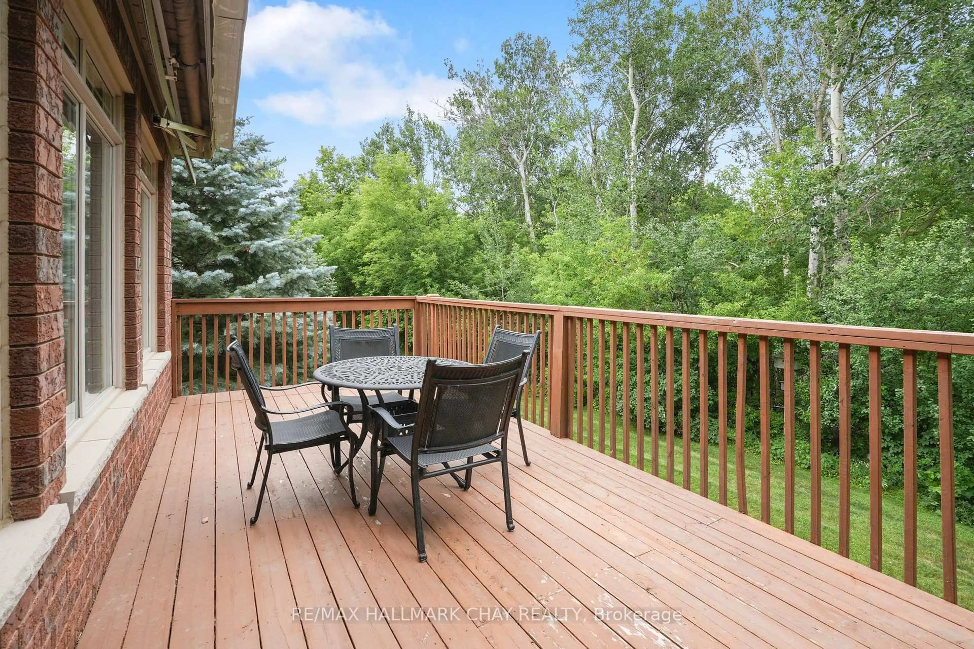 Patio, water/lake/river/ocean view for 34 Tuscany Grande, New Tecumseth Ontario L9R 0E2