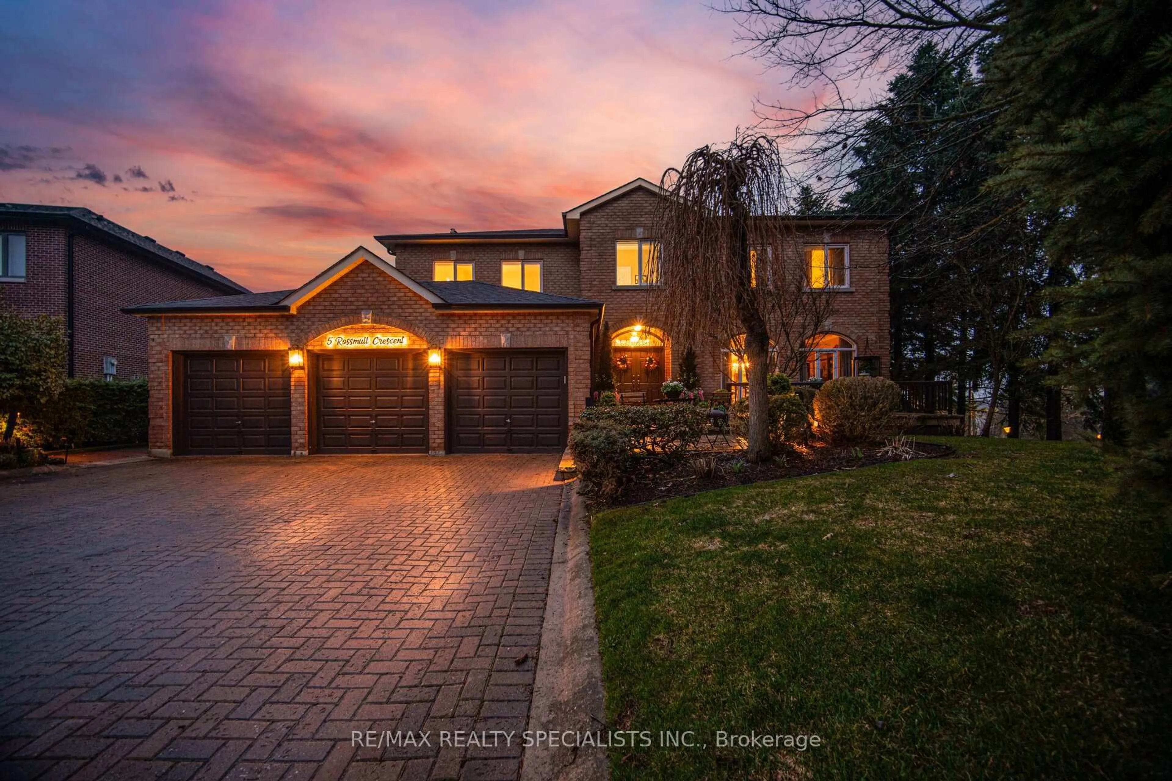 Home with brick exterior material, street for 5 Rossmull Cres, Vaughan Ontario L4L 7C8