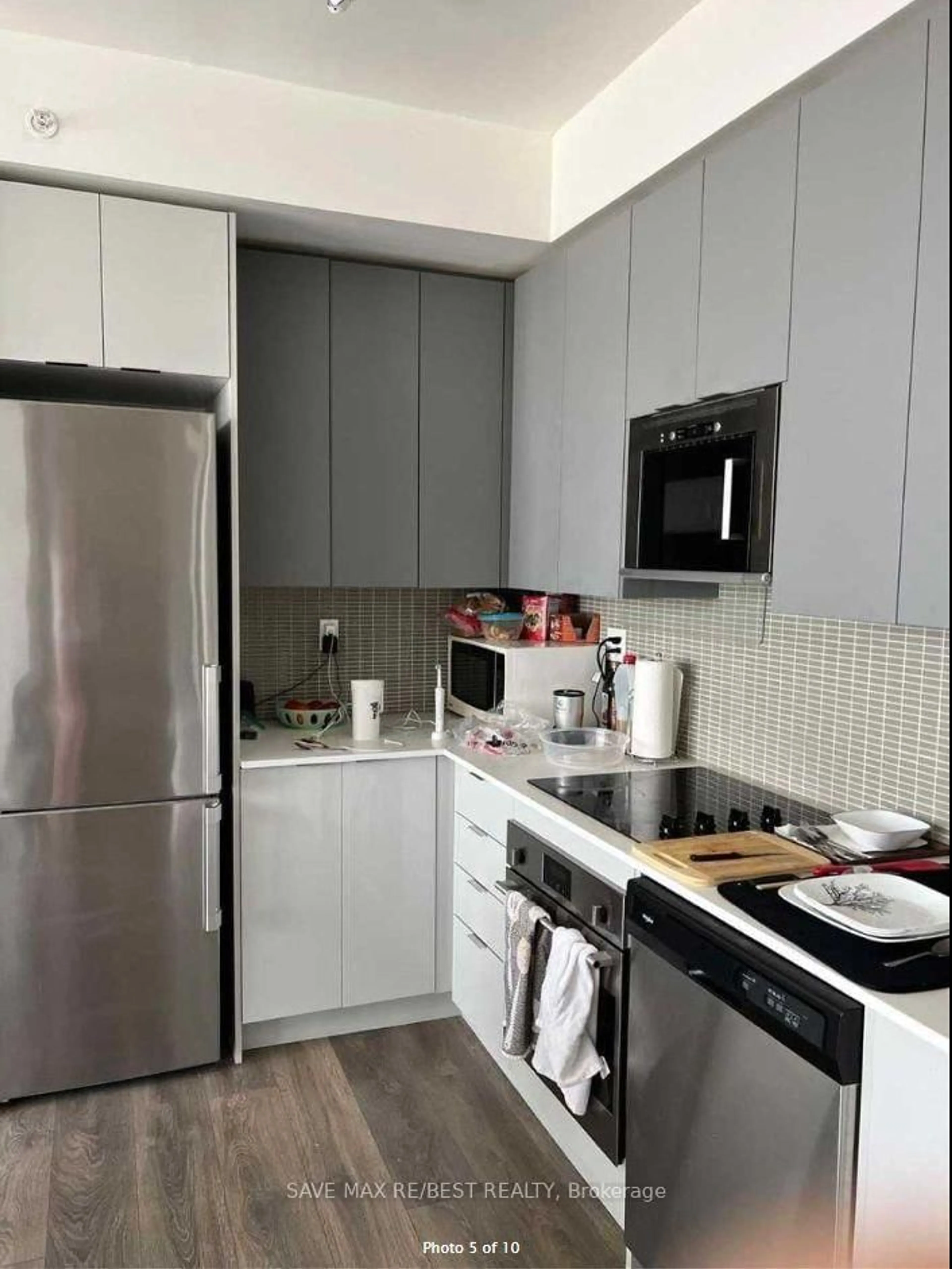 Standard kitchen, unknown for 2908 Highway 7 Rd #3608, Vaughan Ontario L4K 0K5