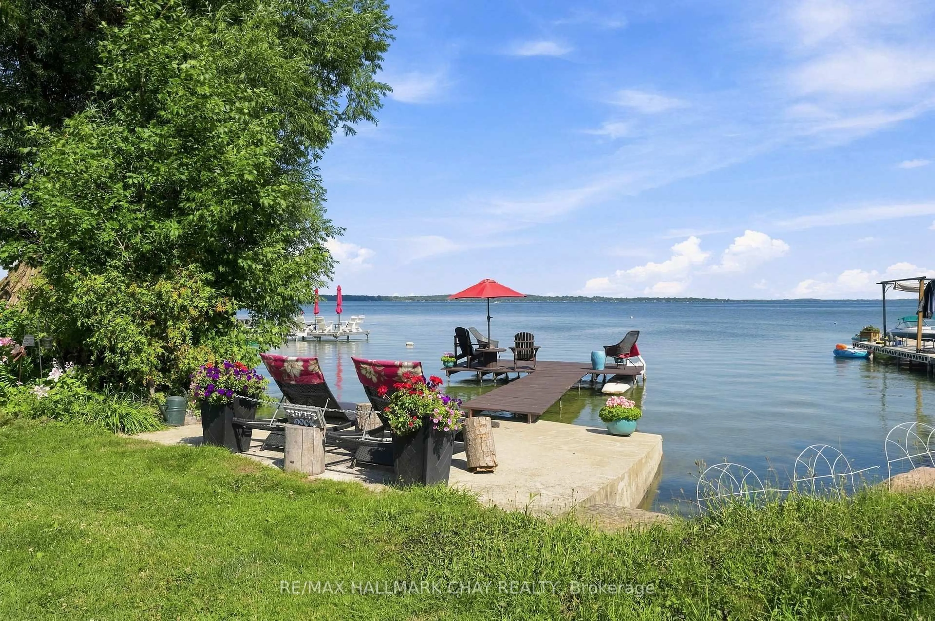 Patio, water/lake/river/ocean view for 1064 Wisker Ave, Innisfil Ontario L0L 1W0