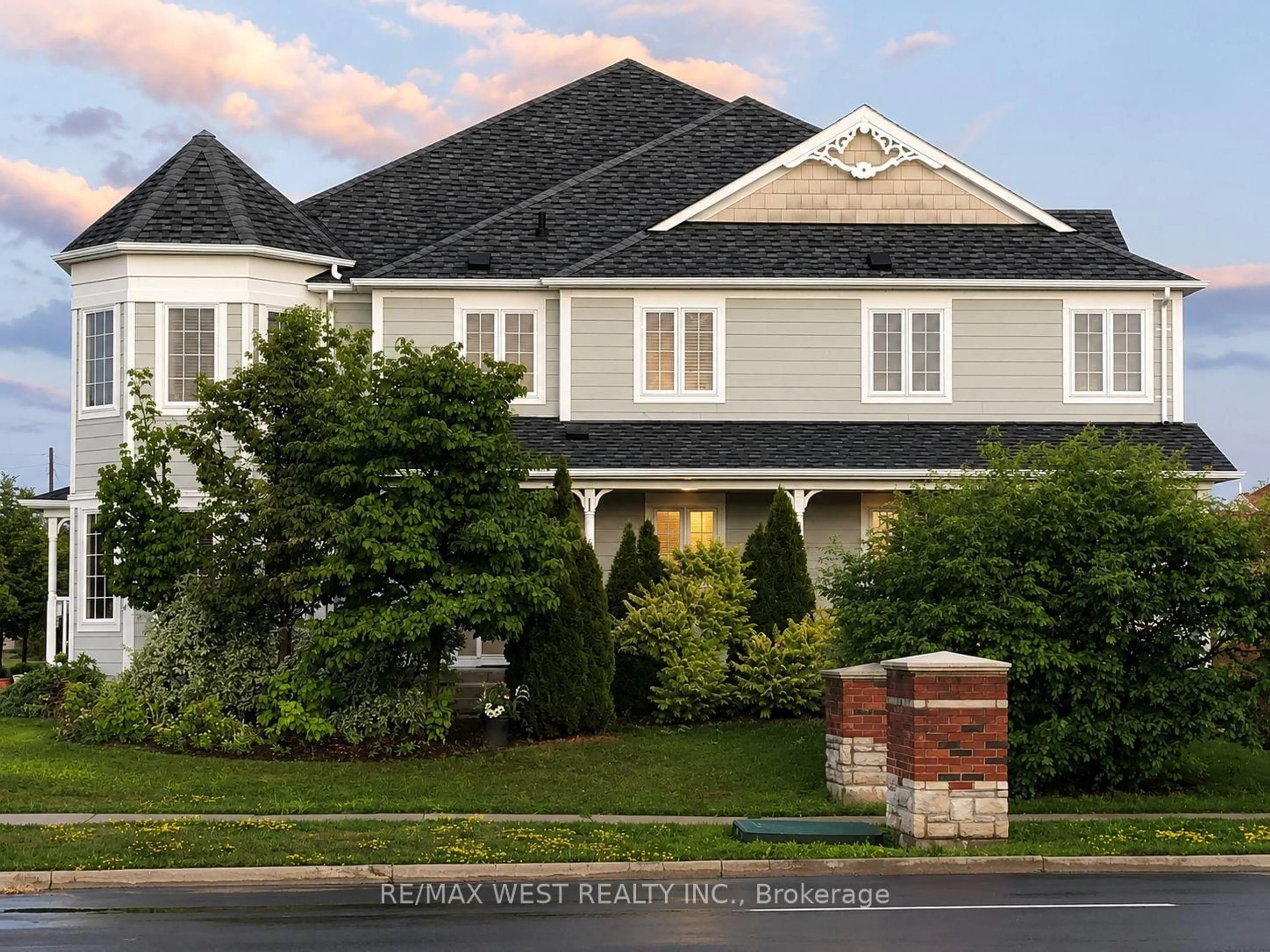 Home with brick exterior material, street for 168 Gas Lamp Lane, Markham Ontario L6B 1K5