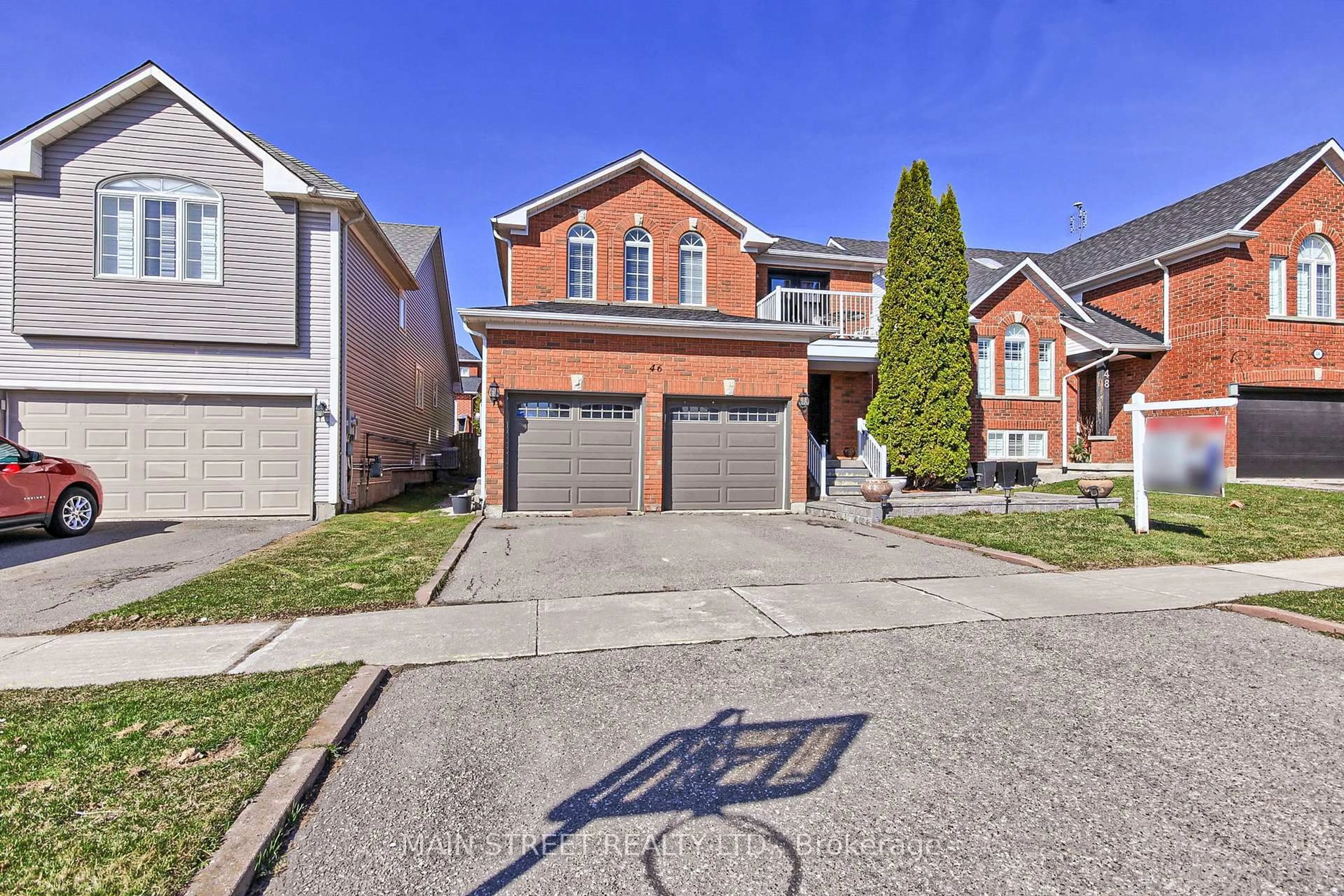 Home with brick exterior material, street for 46 Silverstone Cres, Georgina Ontario L4P 4A4