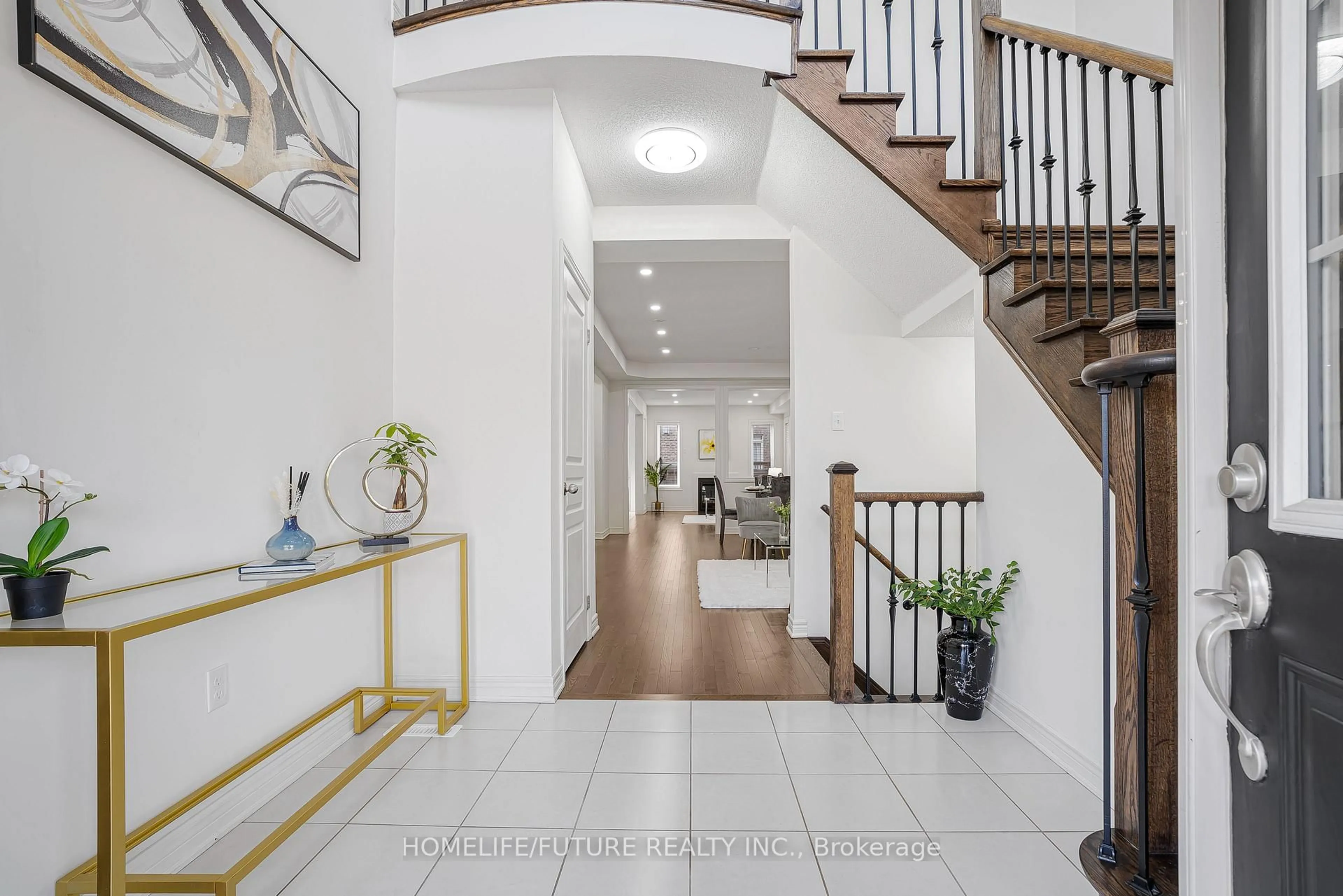 Indoor entryway for 80 Henry Bauer Ave, Markham Ontario L6C 0T1