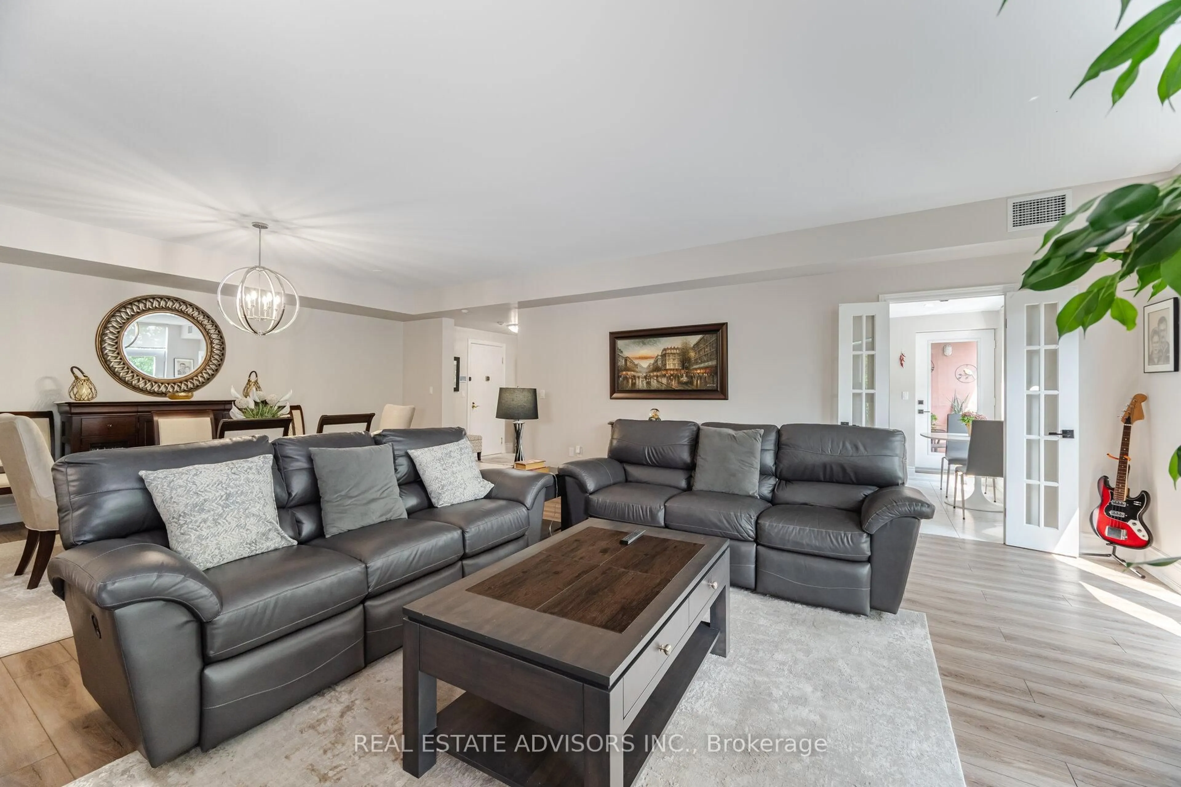 Living room with furniture, unknown for 53 Woodbridge Ave #313, Vaughan Ontario L4L 9K9