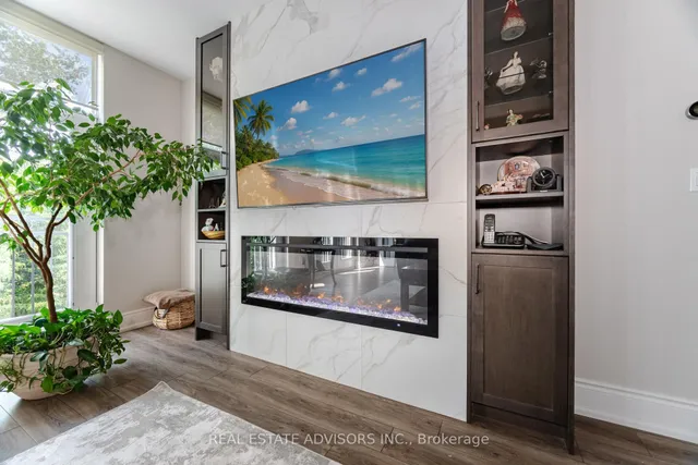 53 Woodbridge Ave #313, Vaughan 4