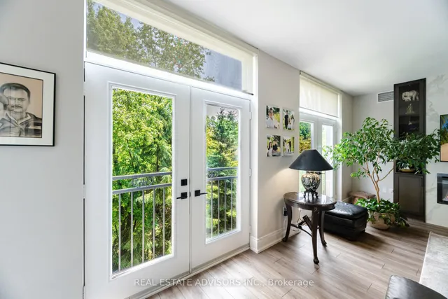 53 Woodbridge Ave #313, Vaughan 5