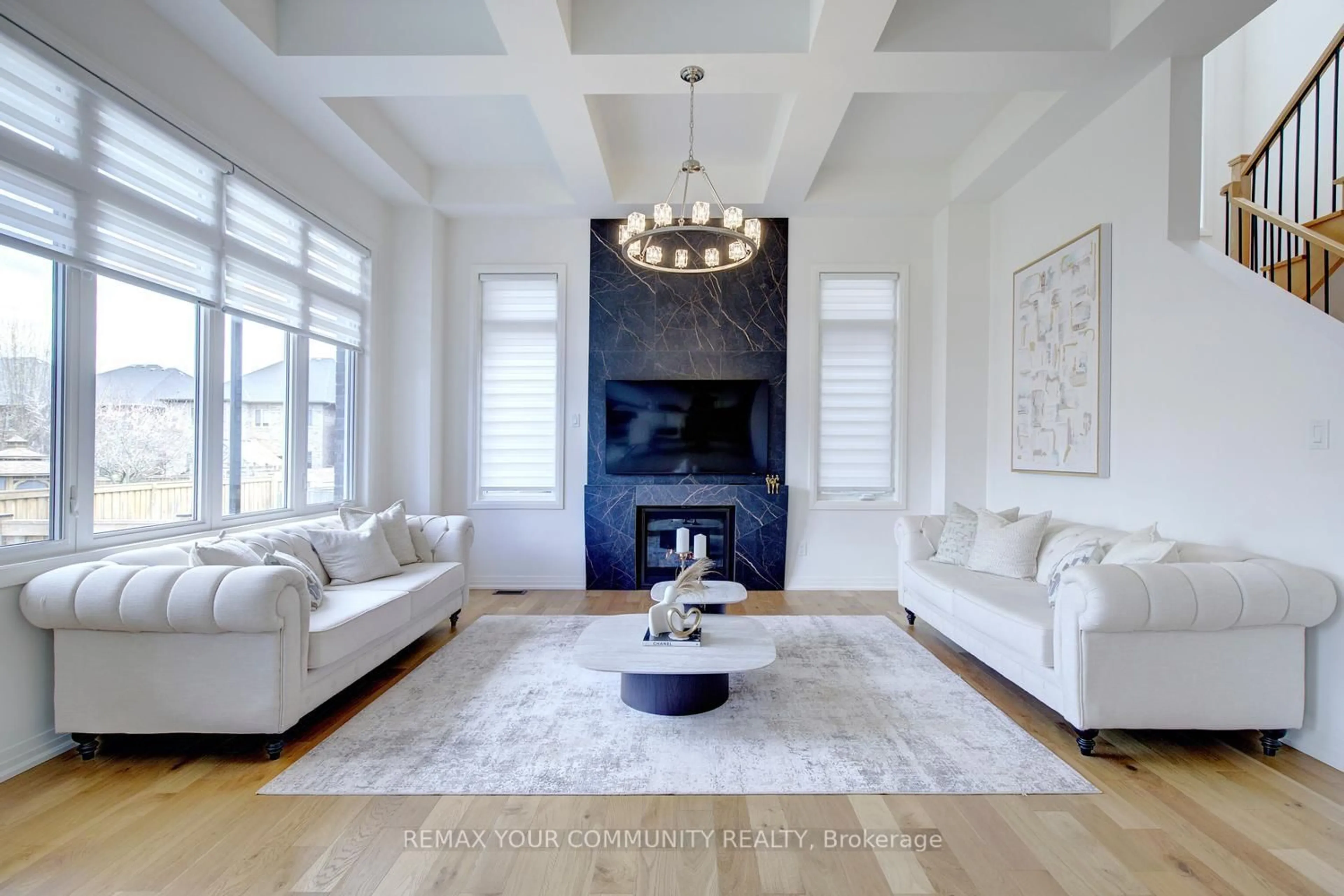Living room with furniture, unknown for 96 Bond Cres, Richmond Hill Ontario L4E 3K7