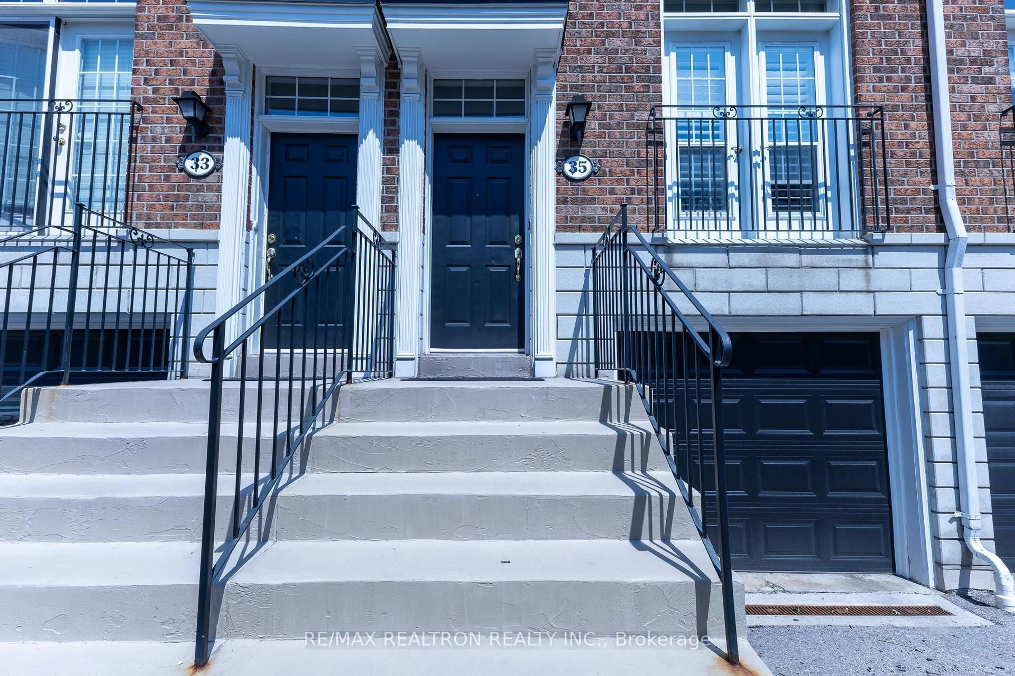 Unknown for 6 Leonard St #35, Richmond Hill Ontario L4C 0L6