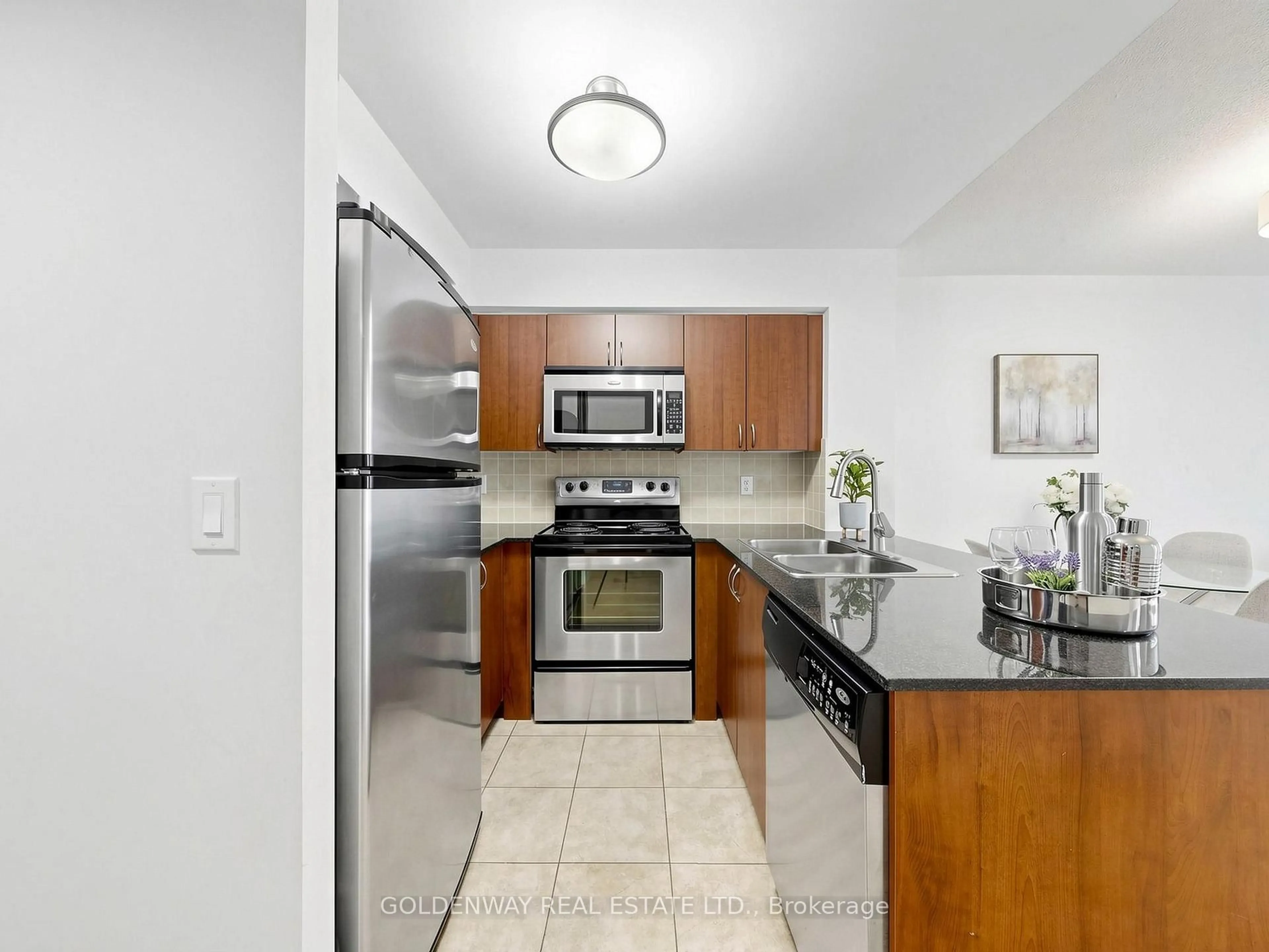 Standard kitchen, unknown for 30 Clegg Rd #610, Markham Ontario L6G 0B4