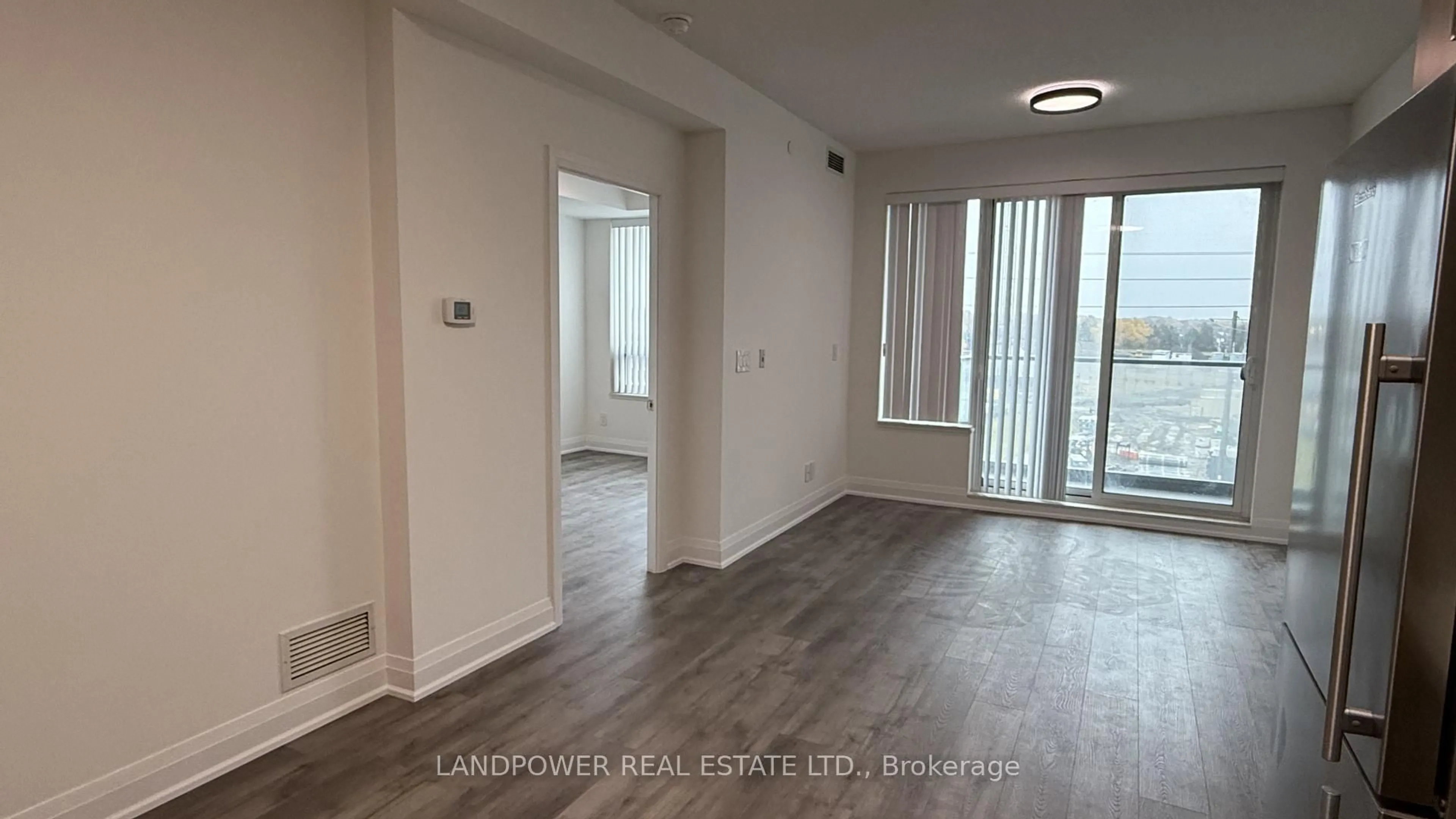 A pic of a room for 28 Uptown Dr #515, Markham Ontario L3R 5M8