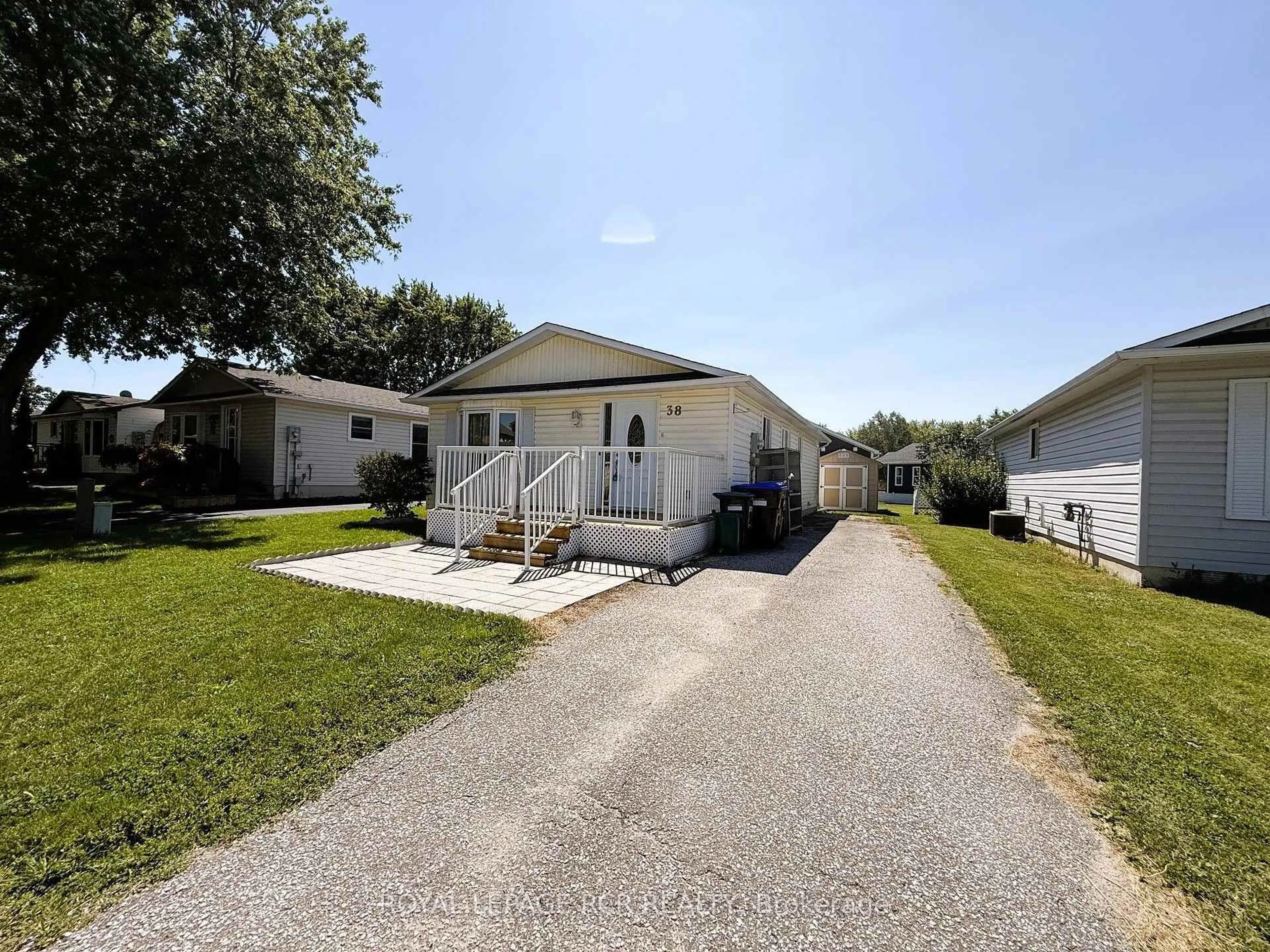 Unknown for 38 Royal Oak Dr, Innisfil Ontario L0L 1L0
