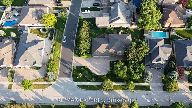 80 Colucci Dr, Vaughan 4