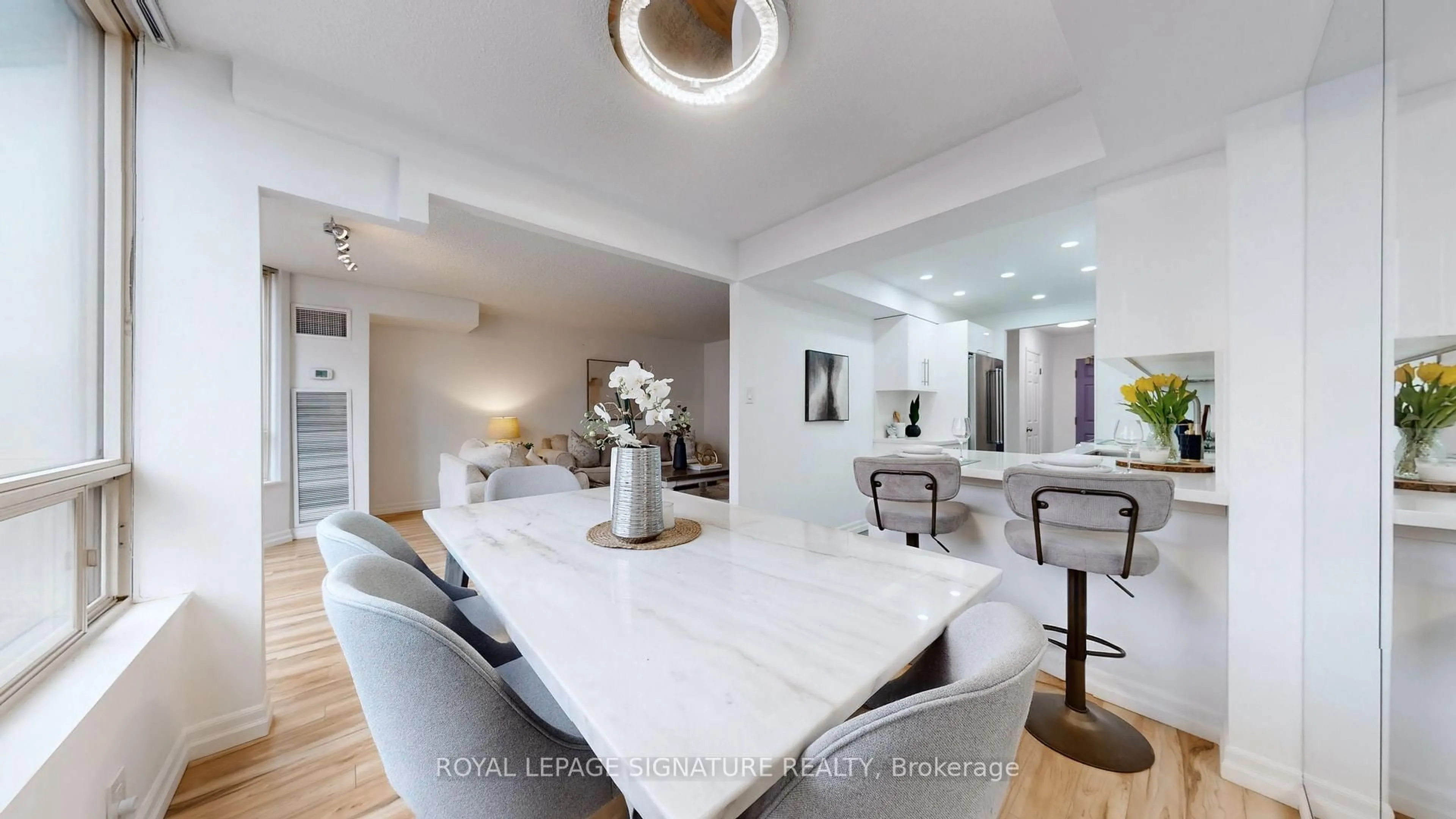 Open concept kitchen, ceramic/tile floor for 175 Cedar Ave #212, Richmond Hill Ontario L4C 9V3