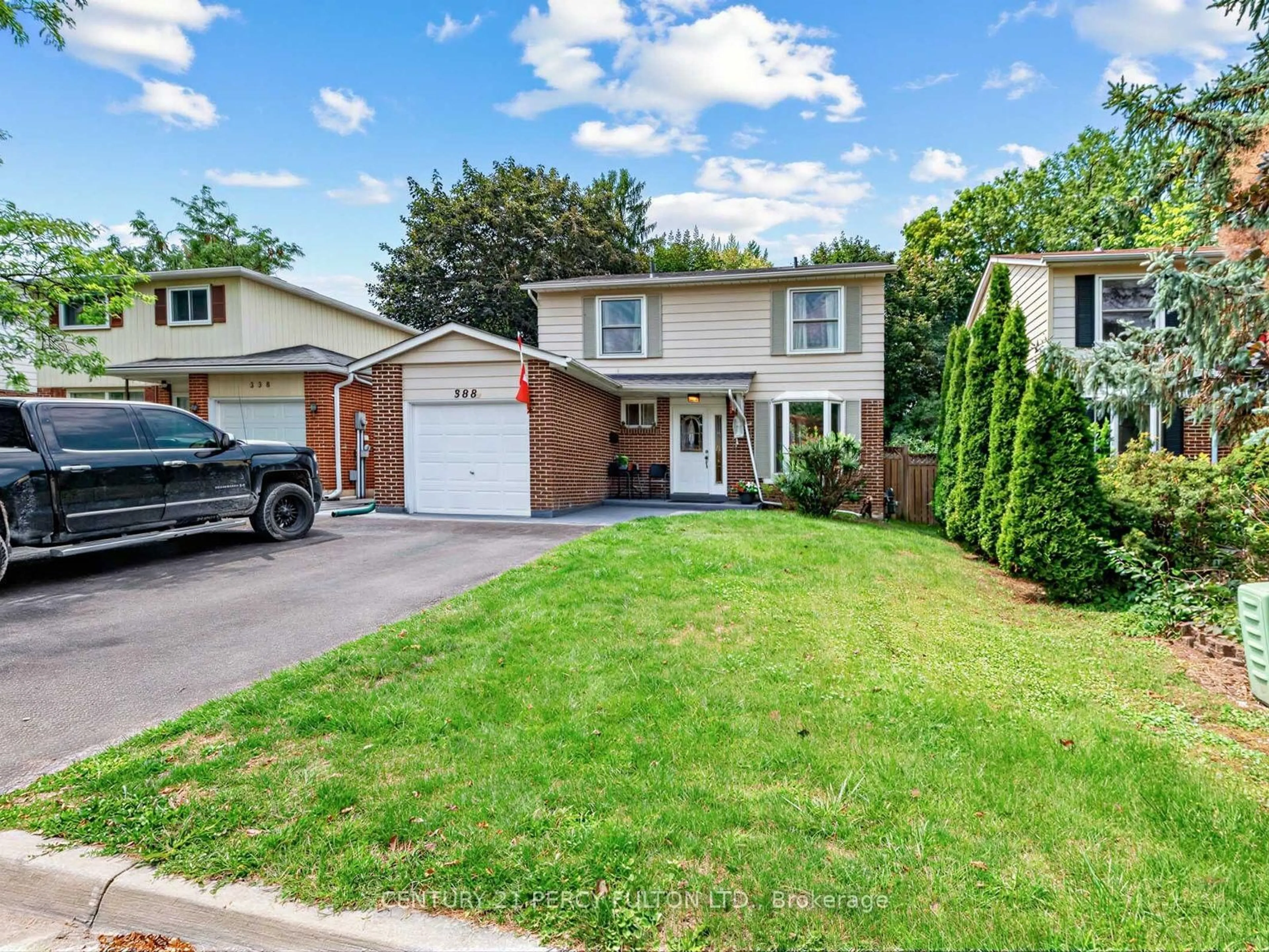 Unknown for 388 Handley Cres, Newmarket Ontario L3Y 4T4