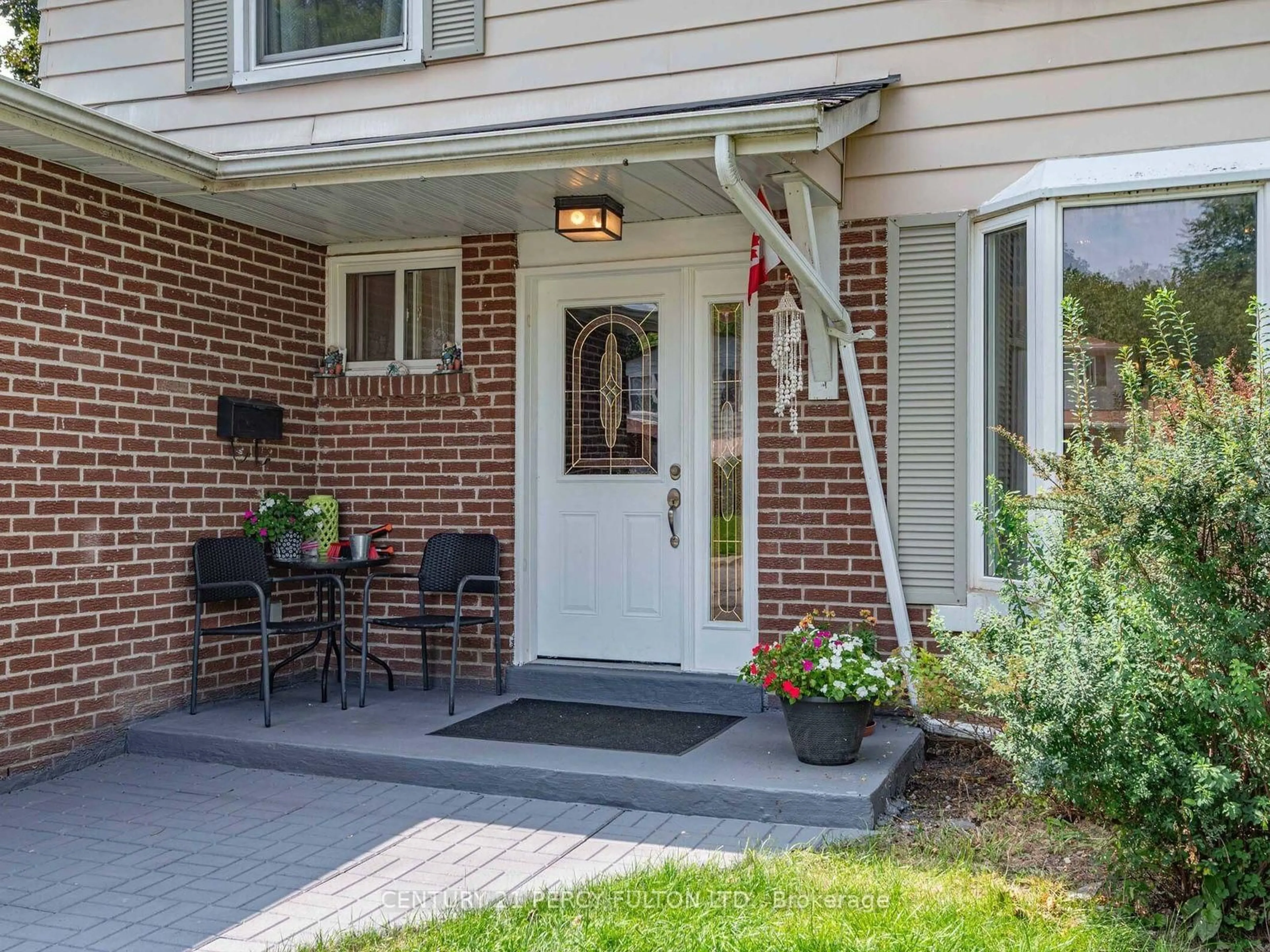 Home with brick exterior material, street for 388 Handley Cres, Newmarket Ontario L3Y 4T4