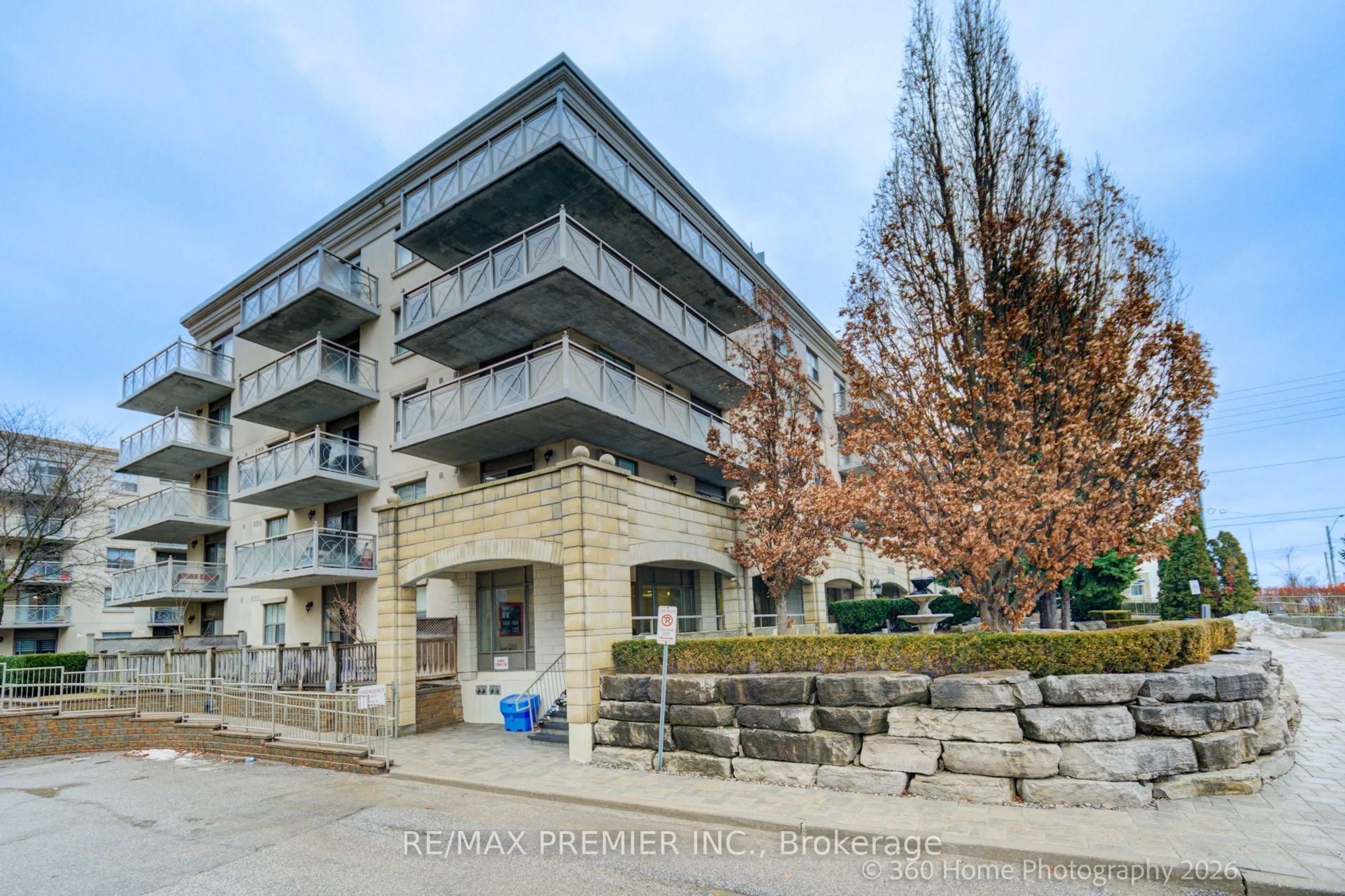 Unknown for 2500 Rutherford Rd #311, Vaughan Ontario L4K 2N8
