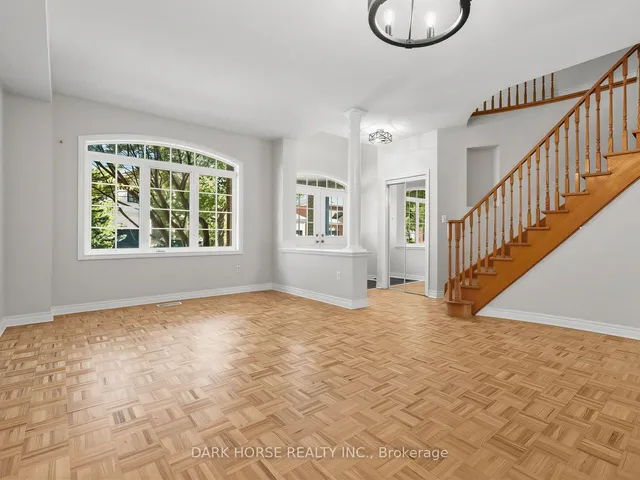 55 Redfinch Cres, Vaughan 5