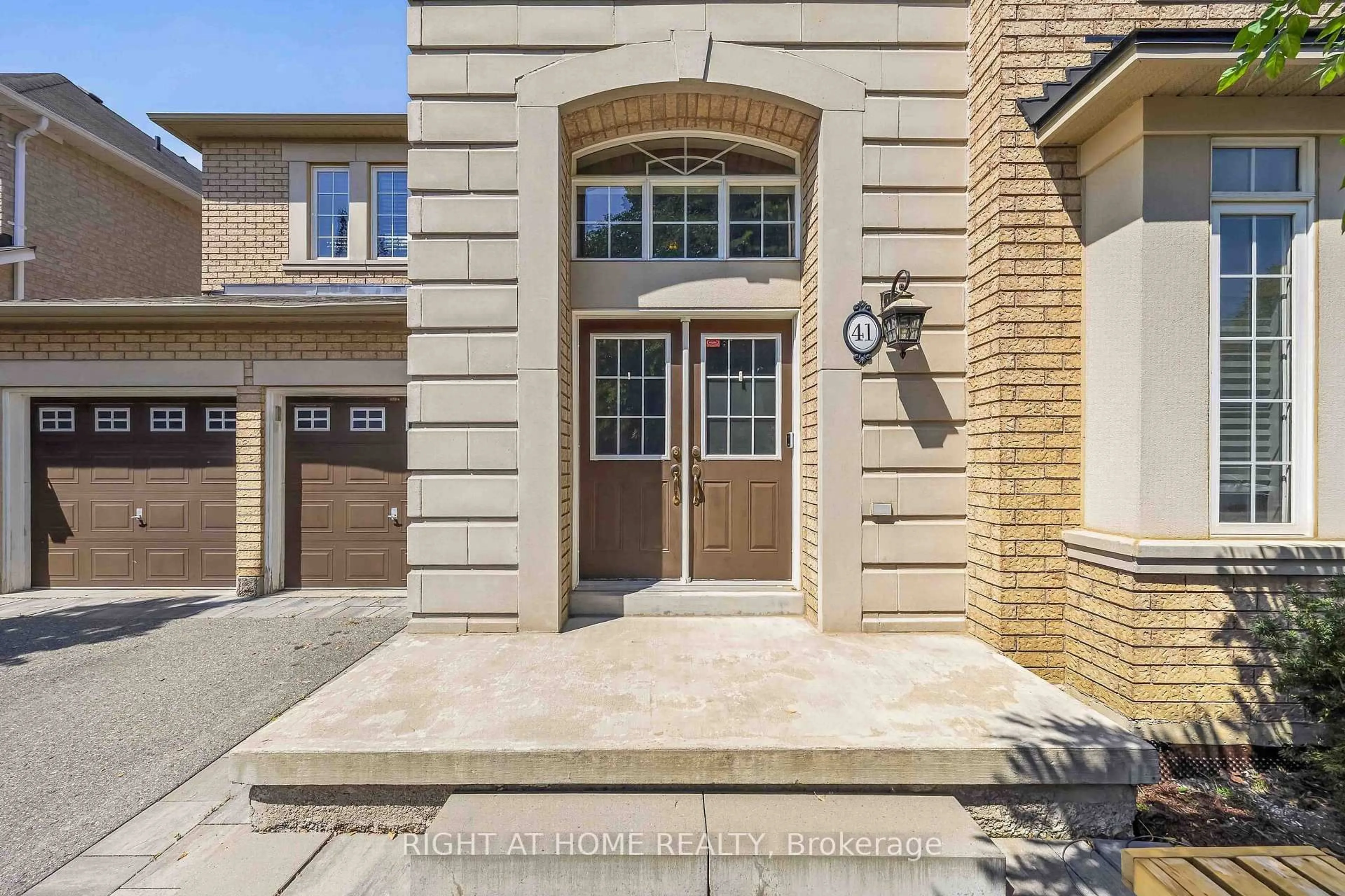 Unknown for 41 Foresta Dr, Vaughan Ontario L4H 0N4
