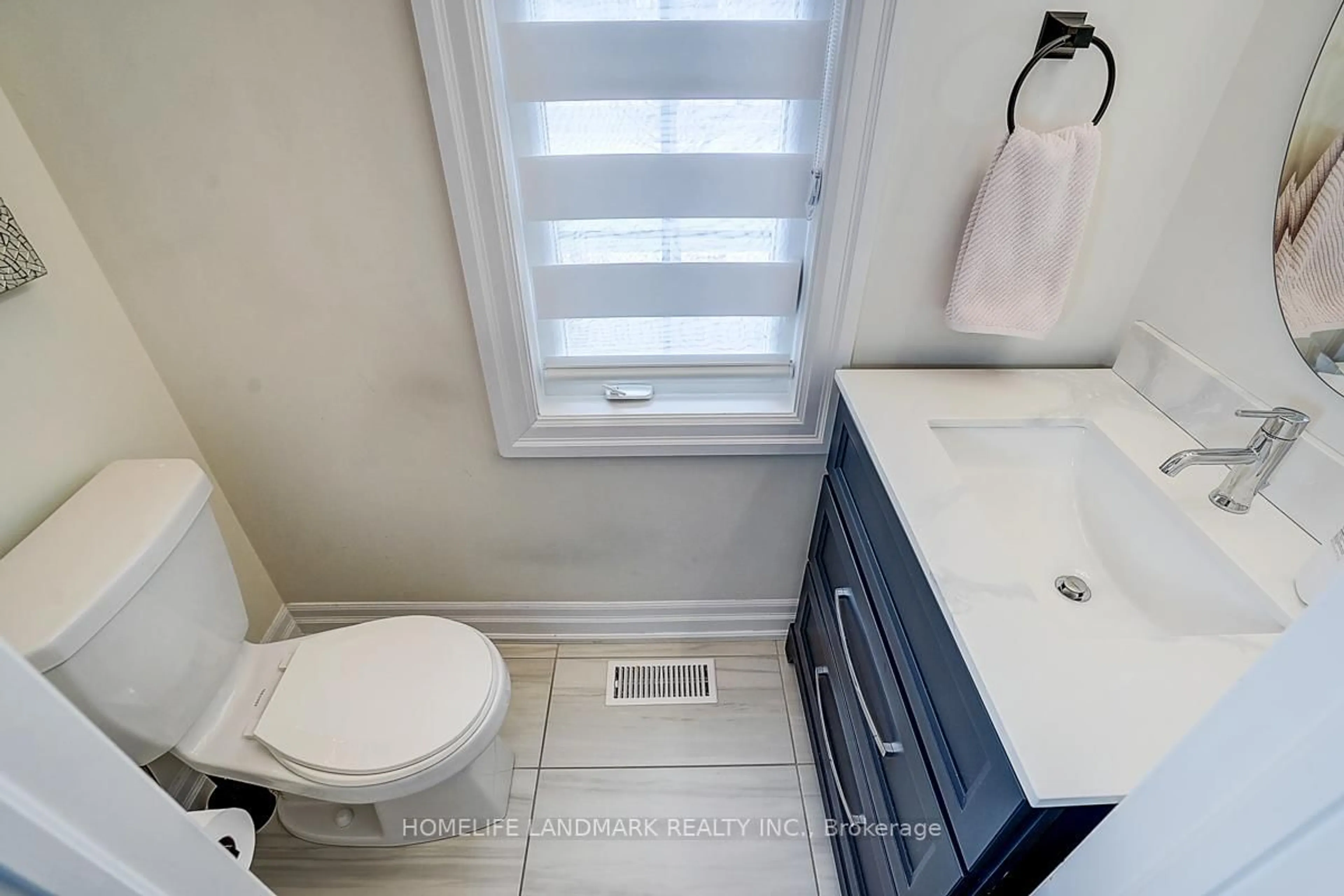 Unknown for 56 Botelho Circ, Aurora Ontario L4G 3X2