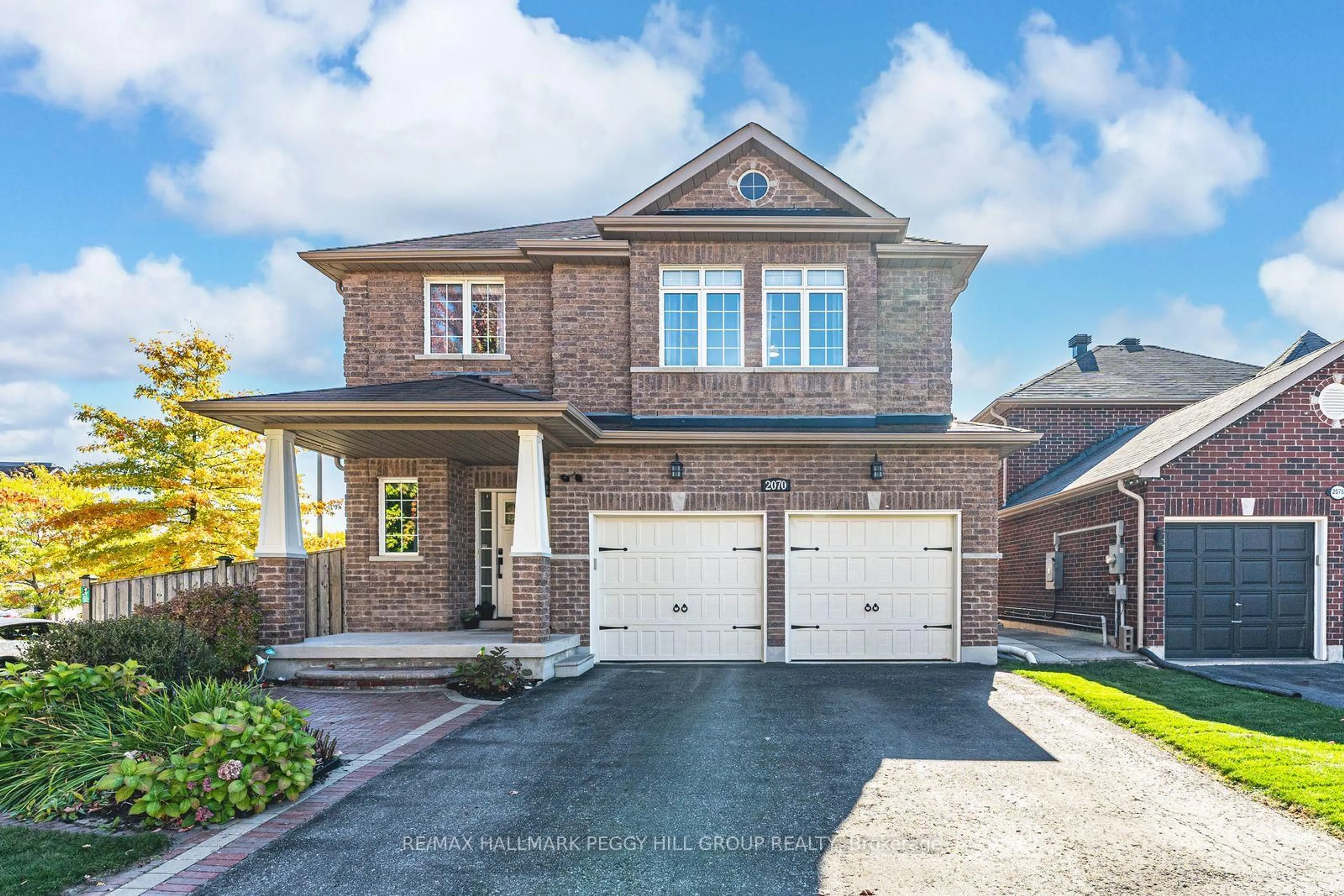 Home with brick exterior material, street for 2070 Osbond Rd, Innisfil Ontario L9S 0A9