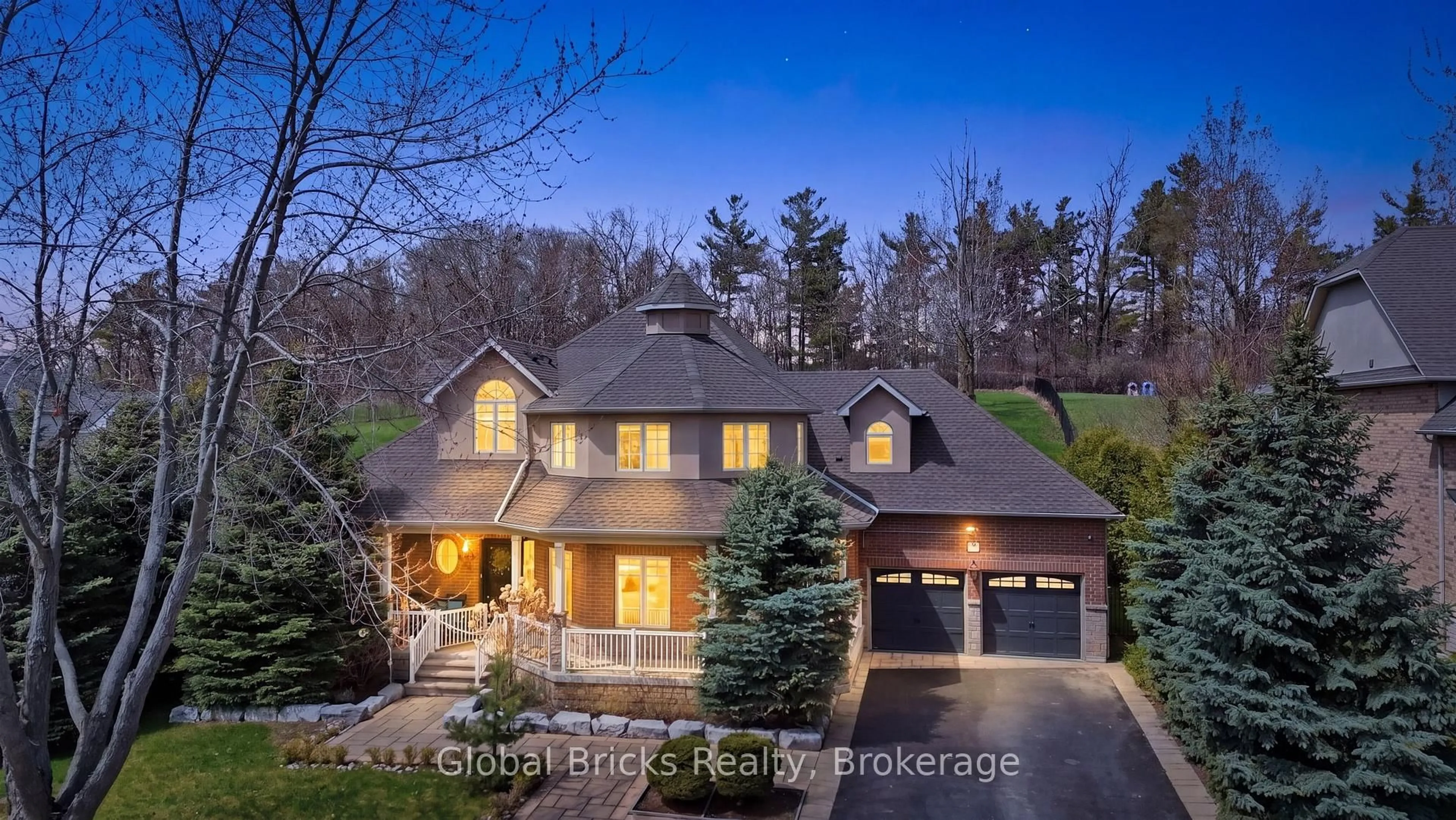 A pic from outside/outdoor area/front of a property/back of a property/a pic from drone, unknown for 74 Kootenay Rdge, Vaughan Ontario L6A 2V9