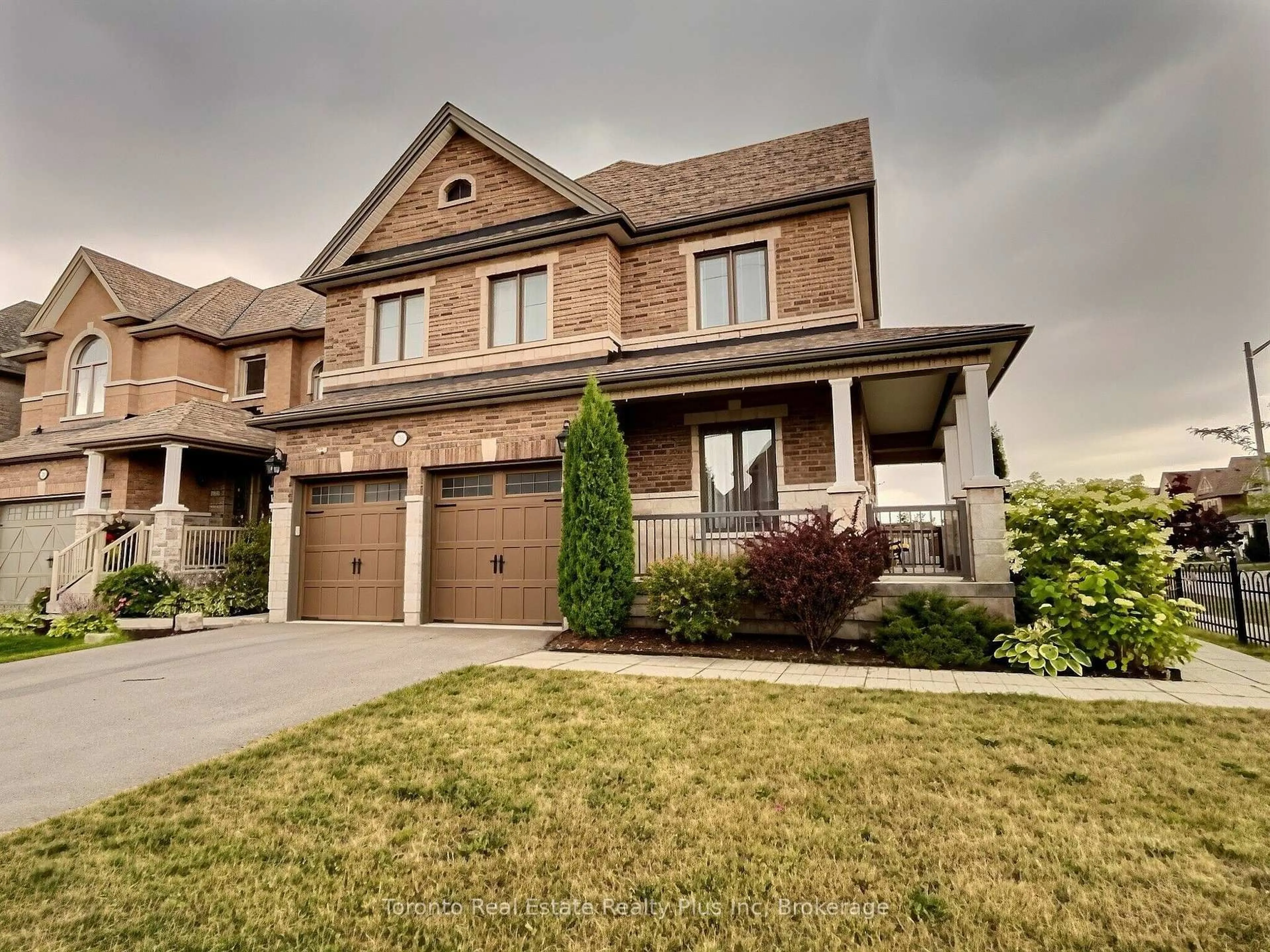 Home with brick exterior material, street for 214 Eighth Ave, New Tecumseth Ontario L9R 0H7