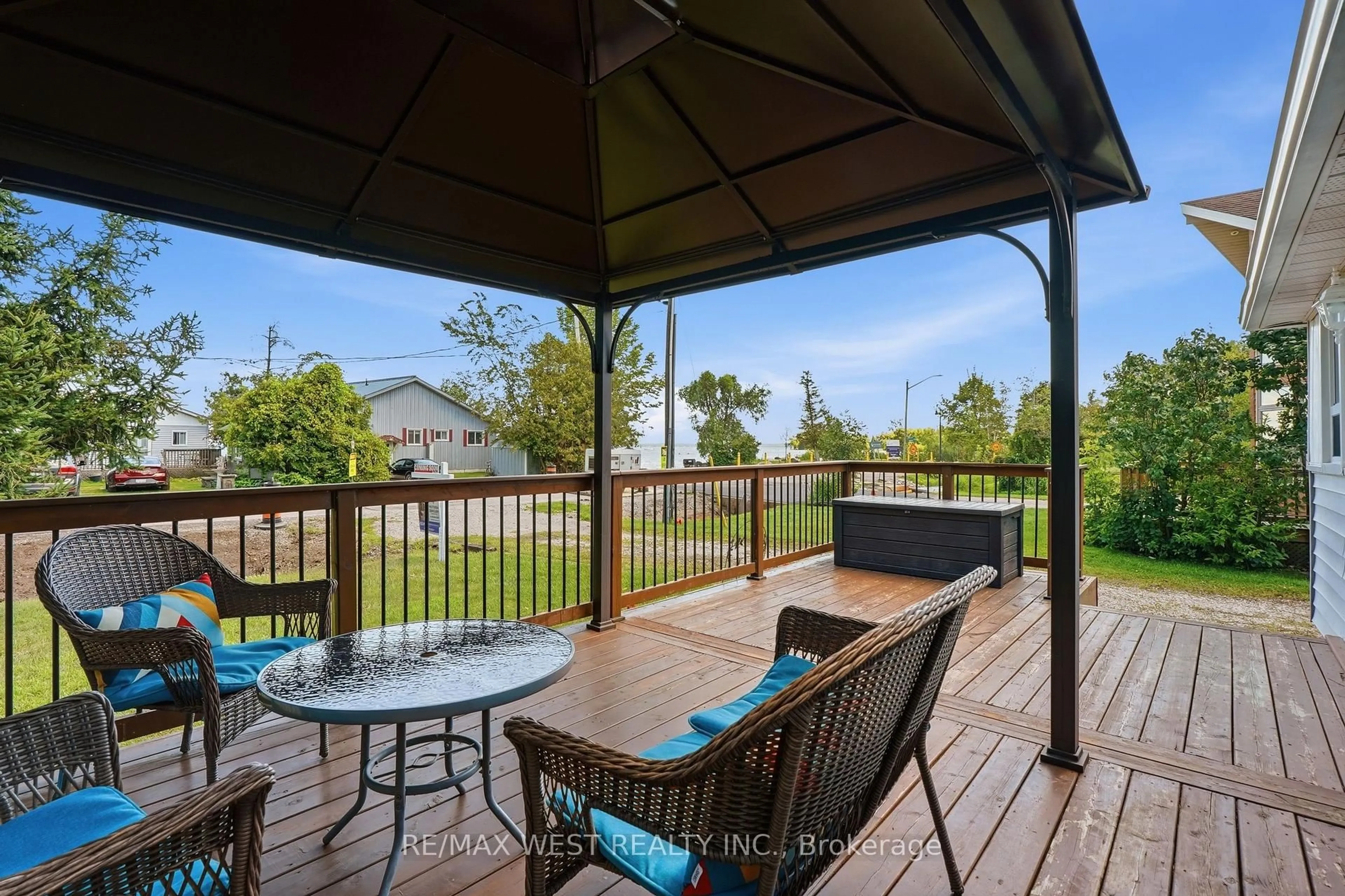 Patio, water/lake/river/ocean view for 2234 Crystal Beach Rd, Innisfil Ontario L9S 3W9