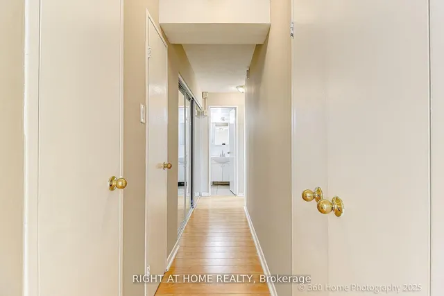 1 Royal Orchard Blvd #1107, Markham 3