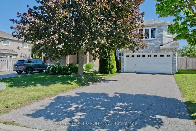 22 Taos Crt, Richmond Hill 2