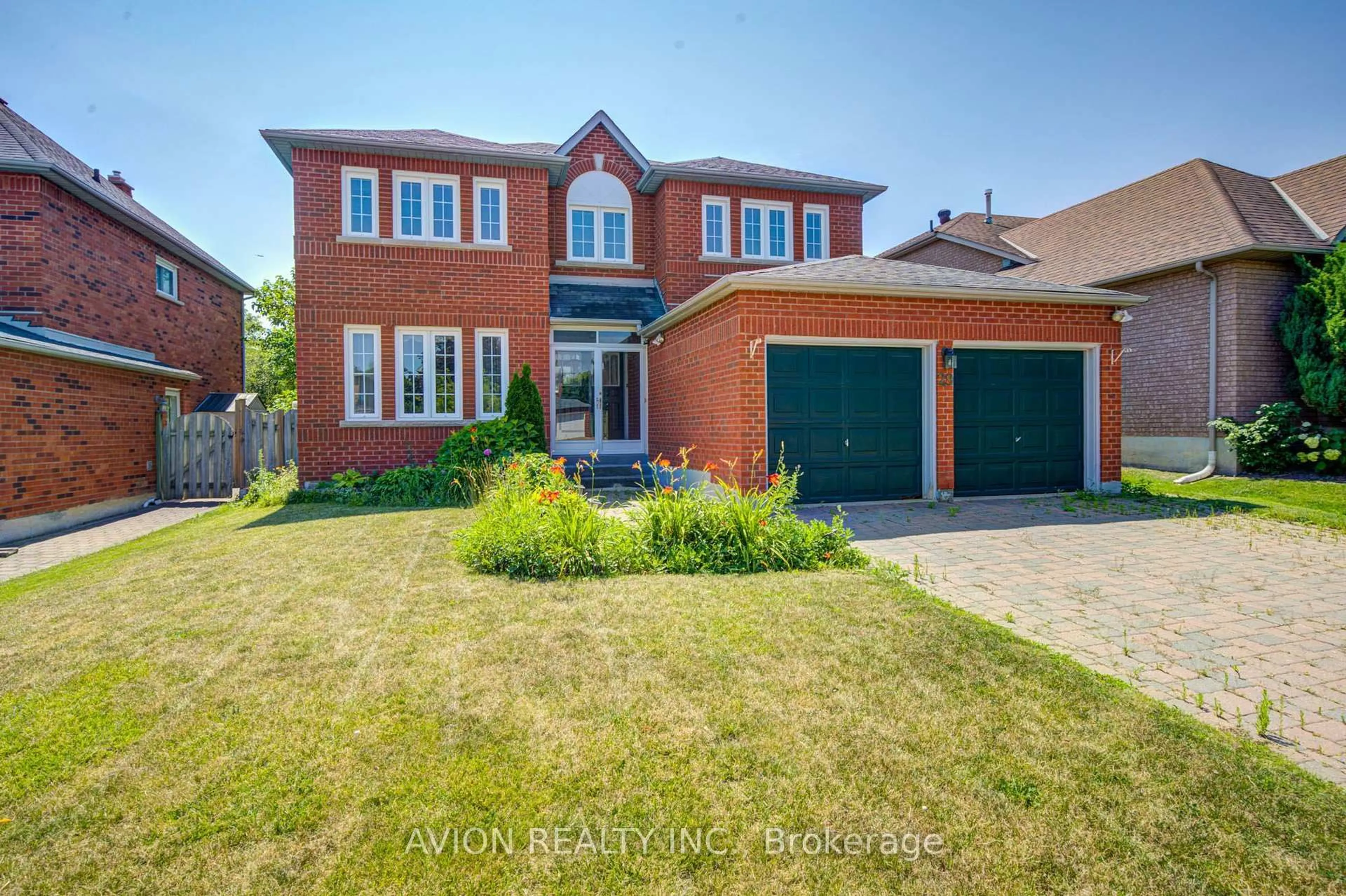 Home with brick exterior material, street for 29 Charrington Cres, Markham Ontario L3R 0R2