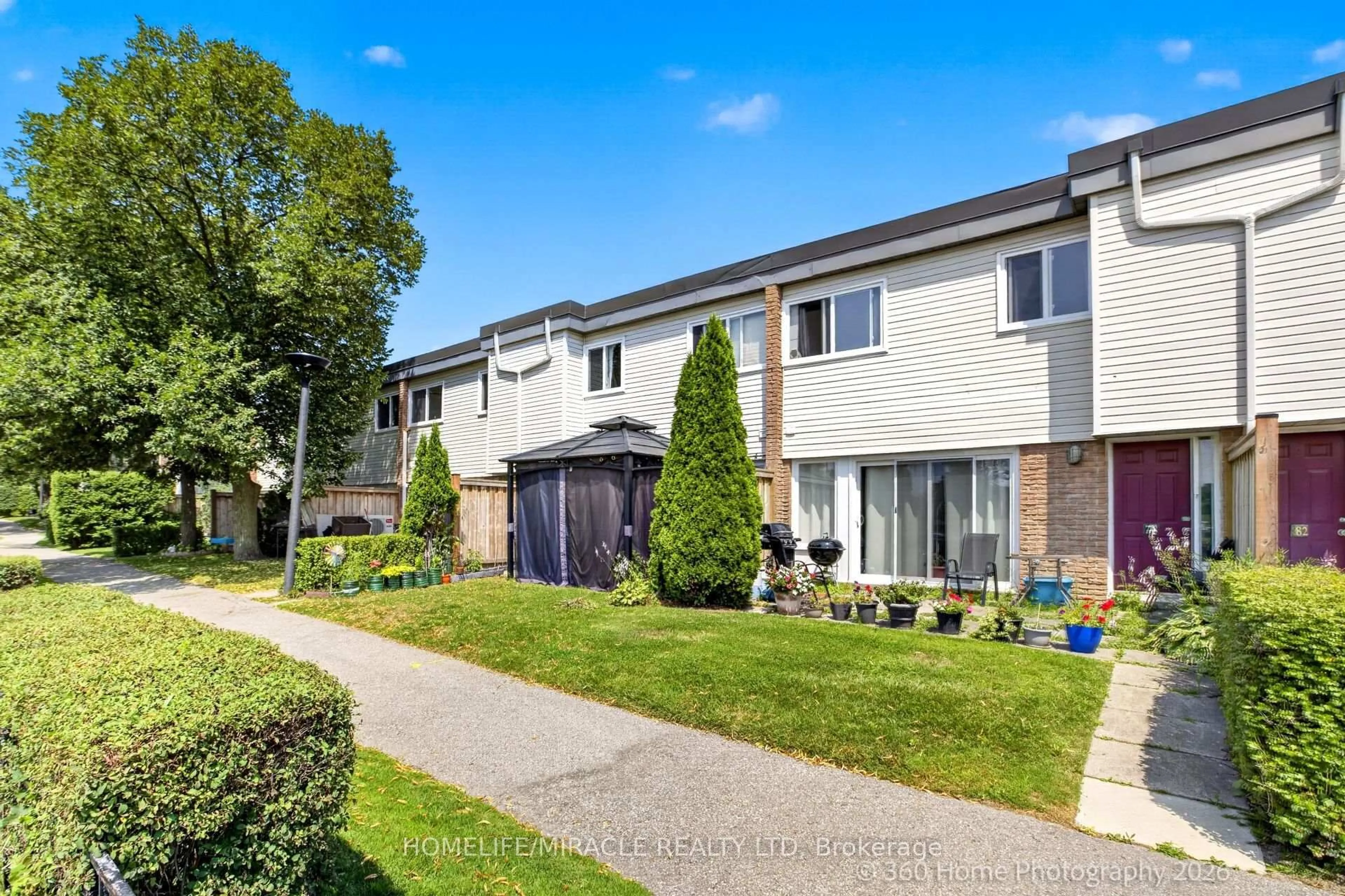 Unknown for 74 Springfair Ave #165, Aurora Ontario L4G 3M2
