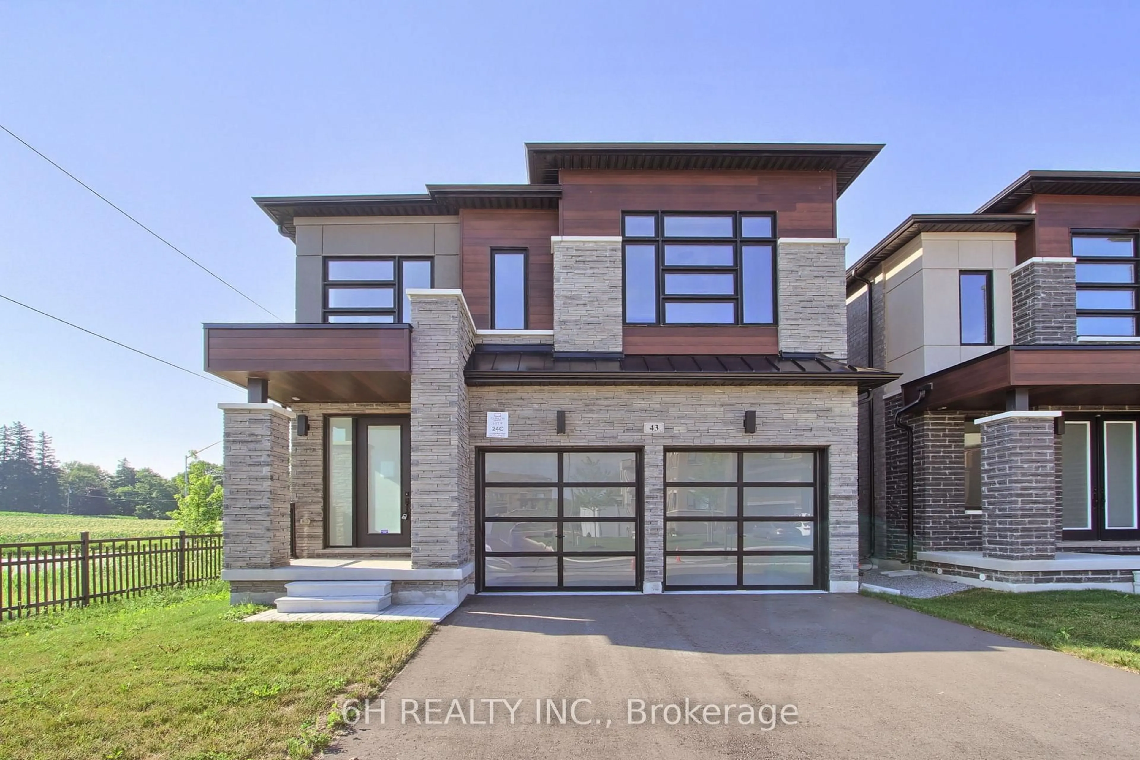 Home with brick exterior material, street for 43 Kesterfarm Pl, Whitchurch-Stouffville Ontario L4A 0S1