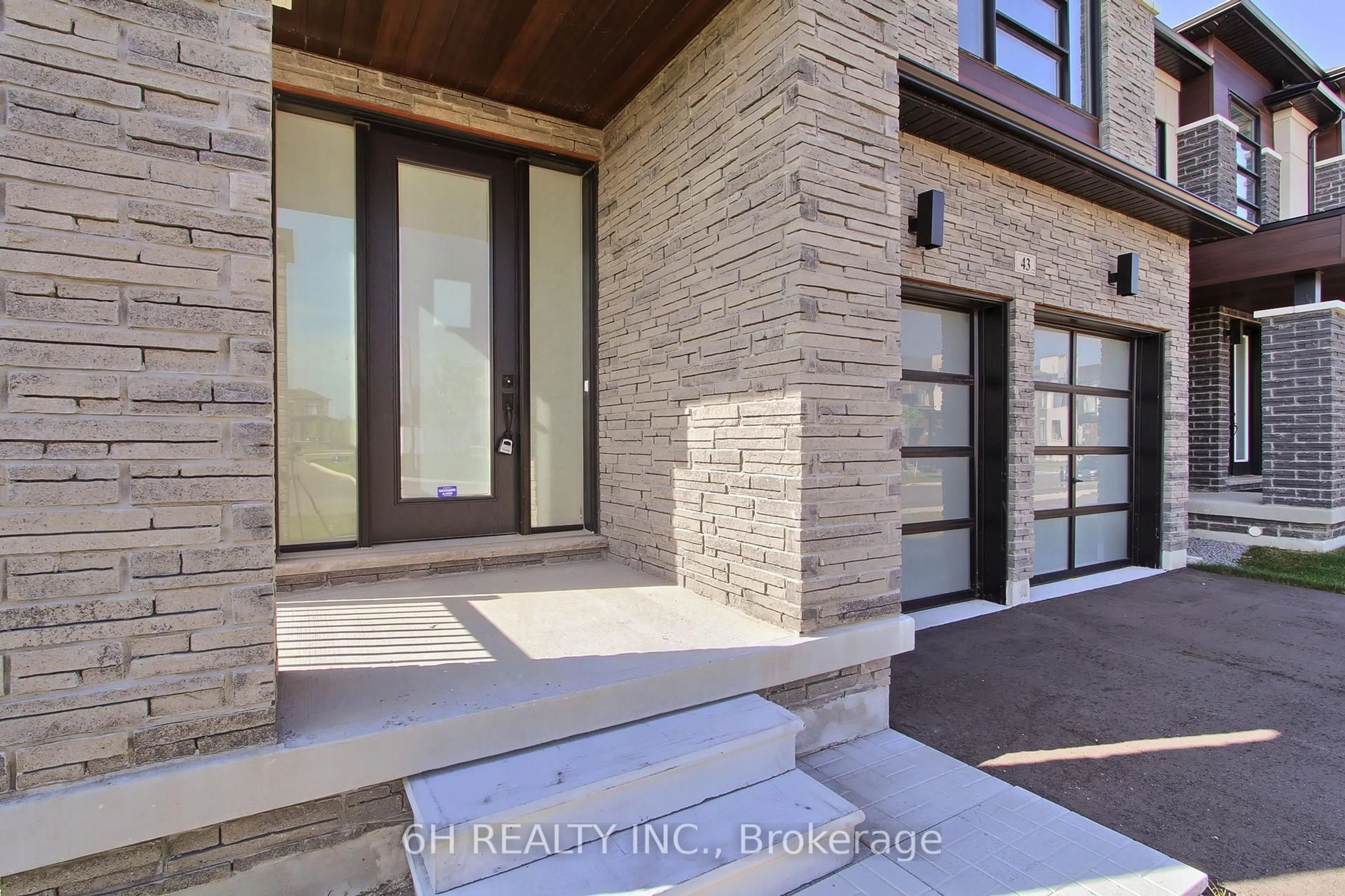 Unknown for 43 Kesterfarm Pl, Whitchurch-Stouffville Ontario L4A 0S1