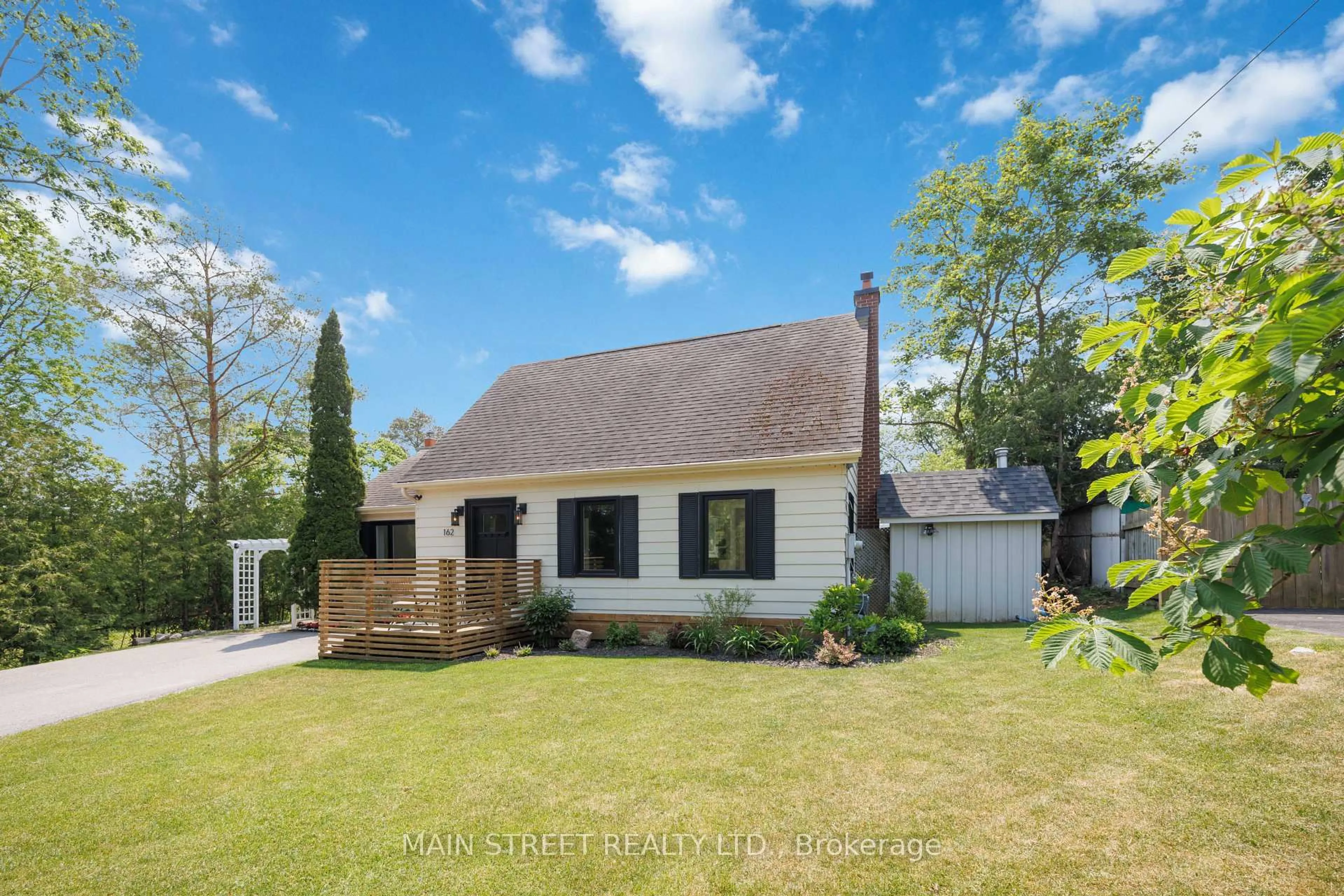Unknown for 162 Maple St, Uxbridge Ontario L9P 1B2