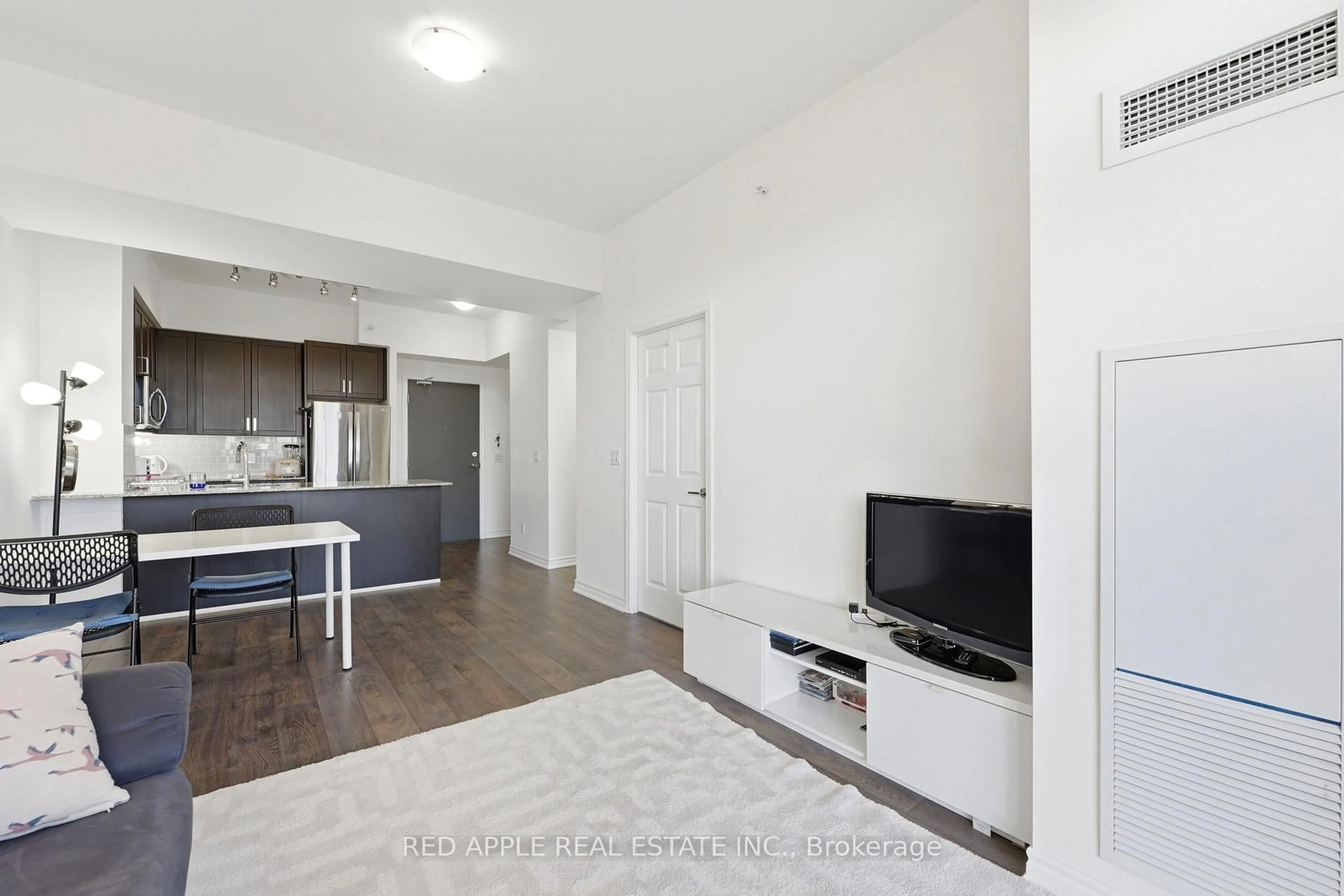 Unknown for 11611 Yonge St #719, Richmond Hill Ontario L4E 3N8