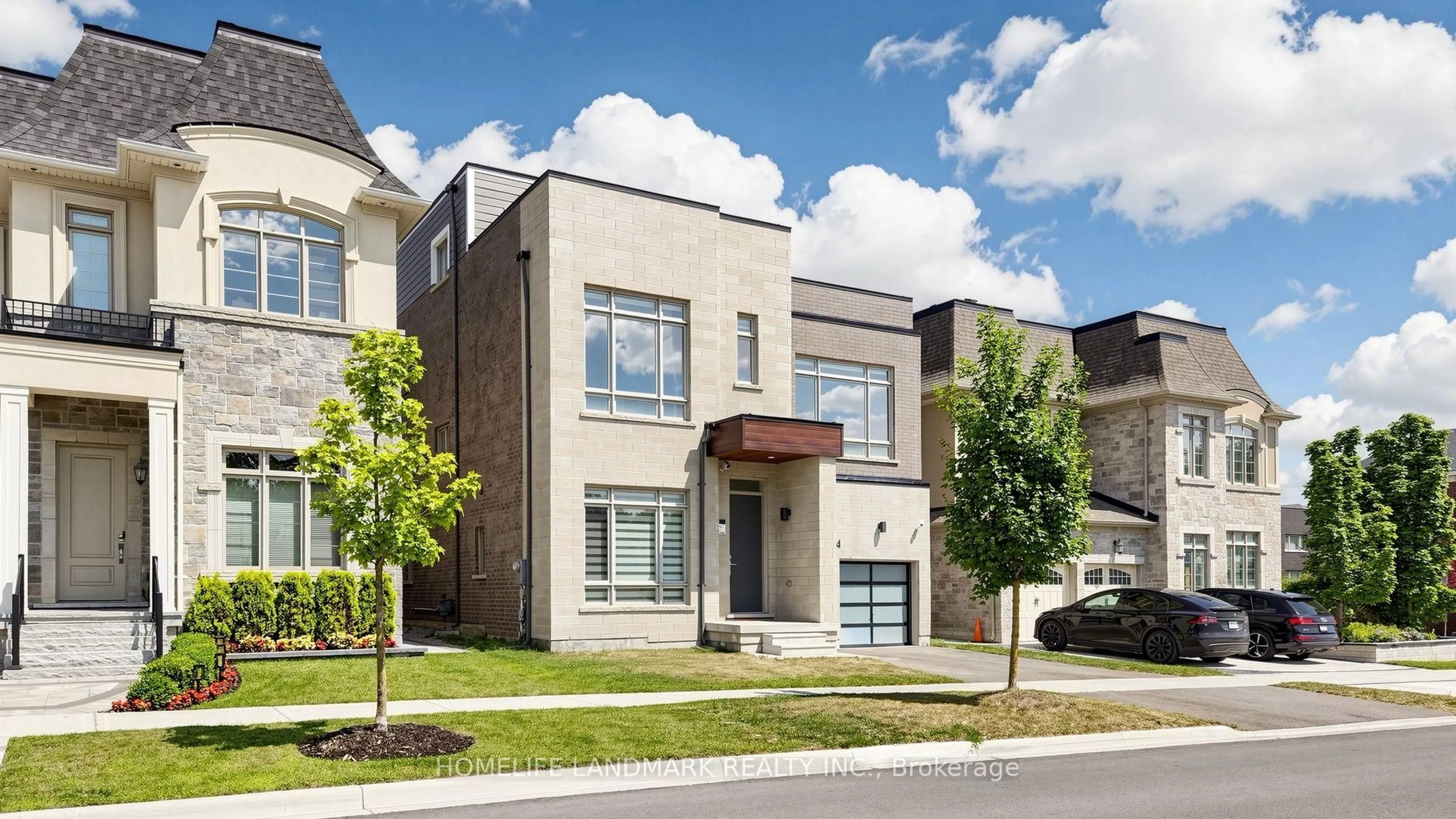 Home with brick exterior material, street for 44 David Dunlap Blvd, Richmond Hill Ontario L4C 4Z1