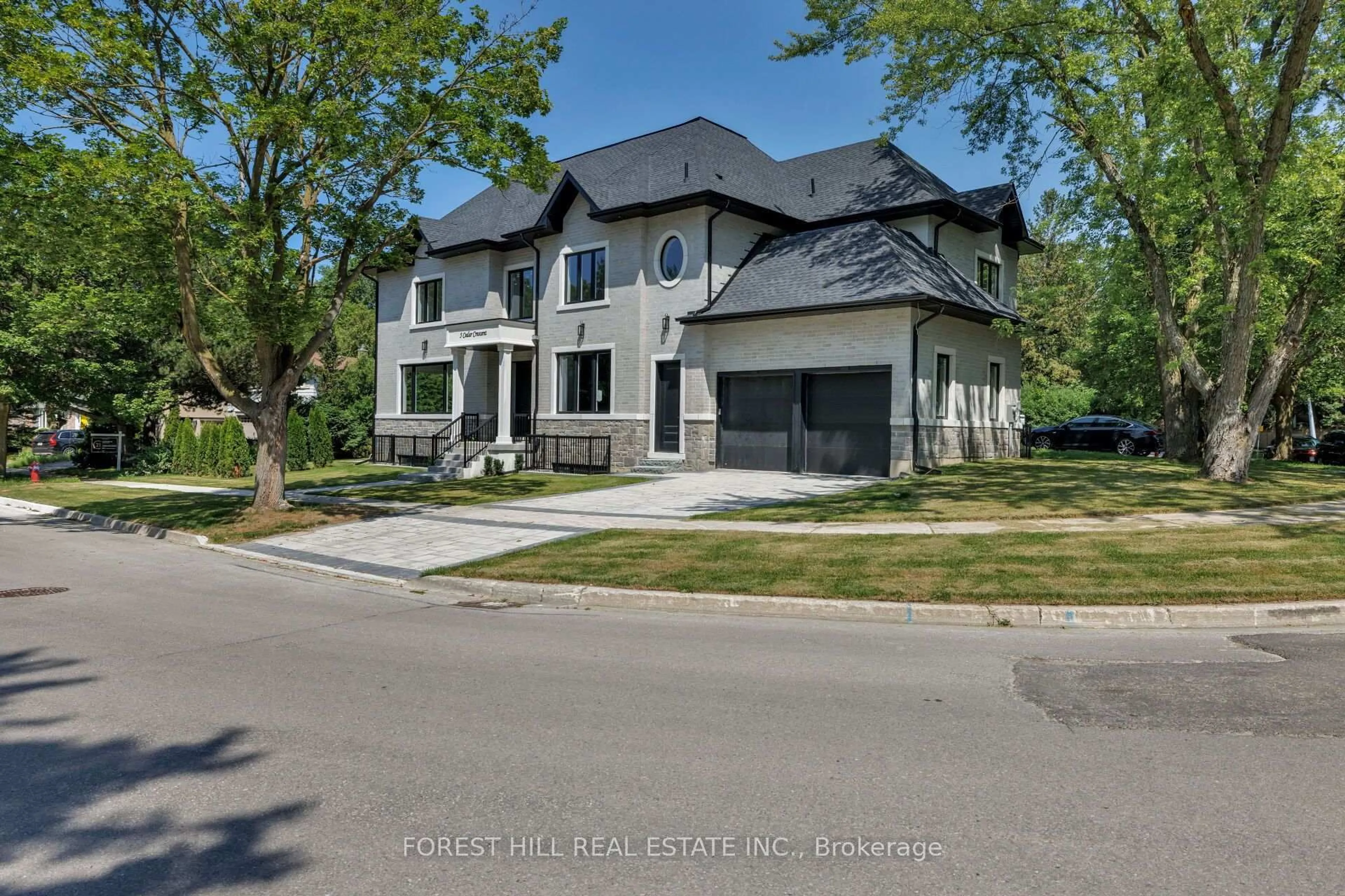 Home with brick exterior material, street for 5 Cedar Cres, Aurora Ontario L4G 3J7
