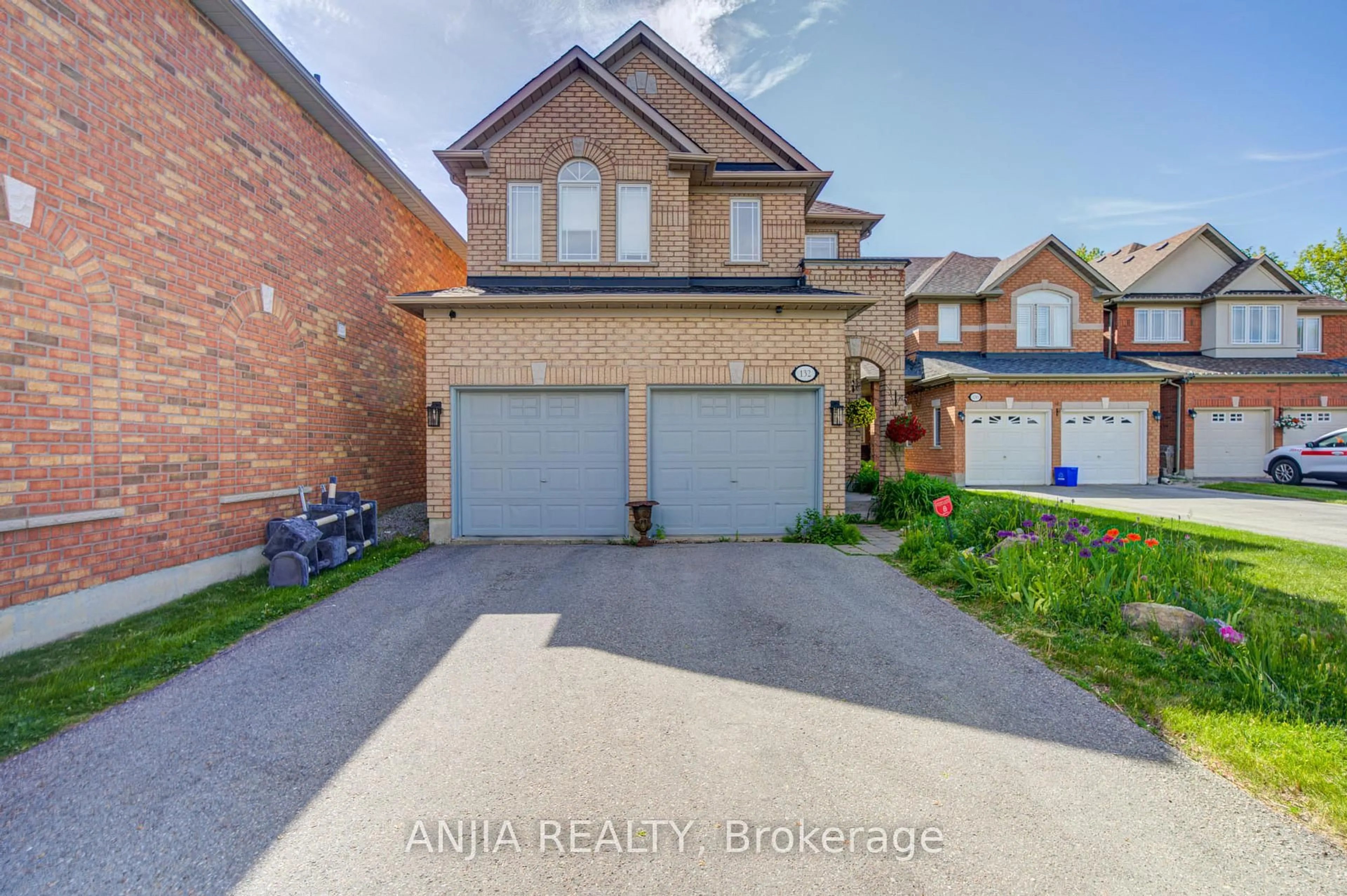 Home with brick exterior material, street for 132 Estate Garden Dr, Richmond Hill Ontario L4E 3X8