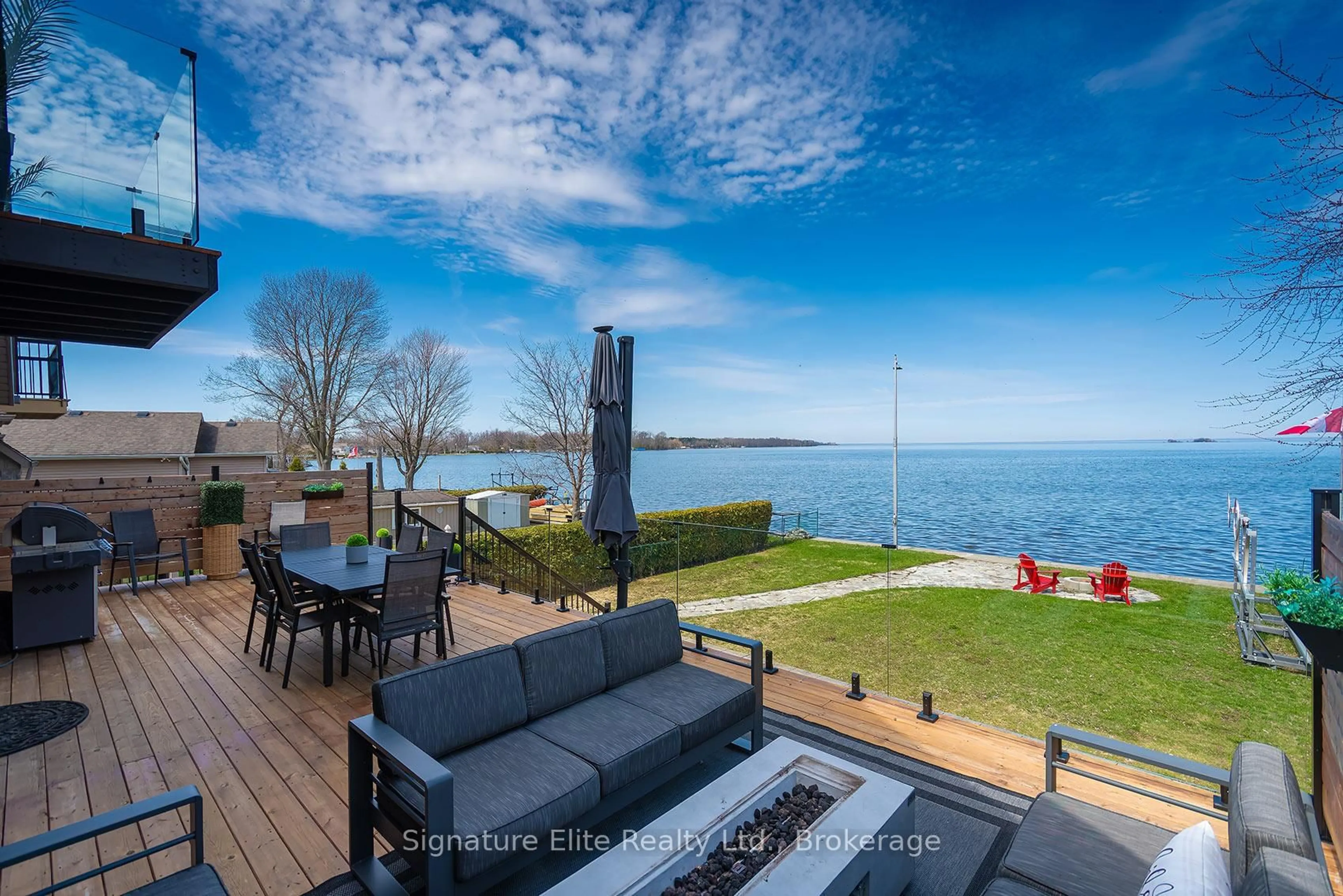 Patio, water/lake/river/ocean view for 150 Woodfield Dr, Georgina Ontario L0E 1N0