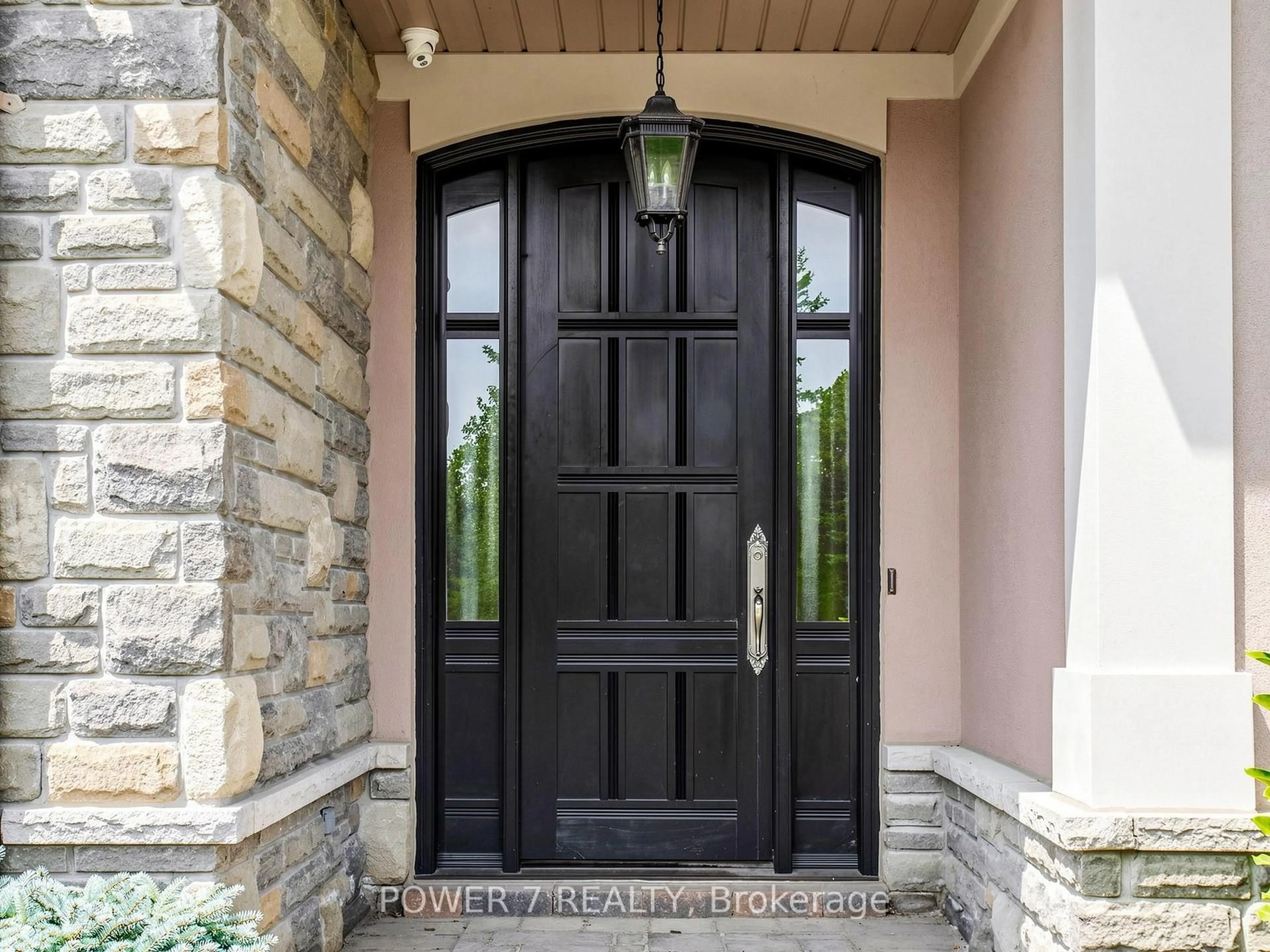 Indoor entryway for 9 Emerald Heights Dr, Whitchurch-Stouffville Ontario L4A 0C8