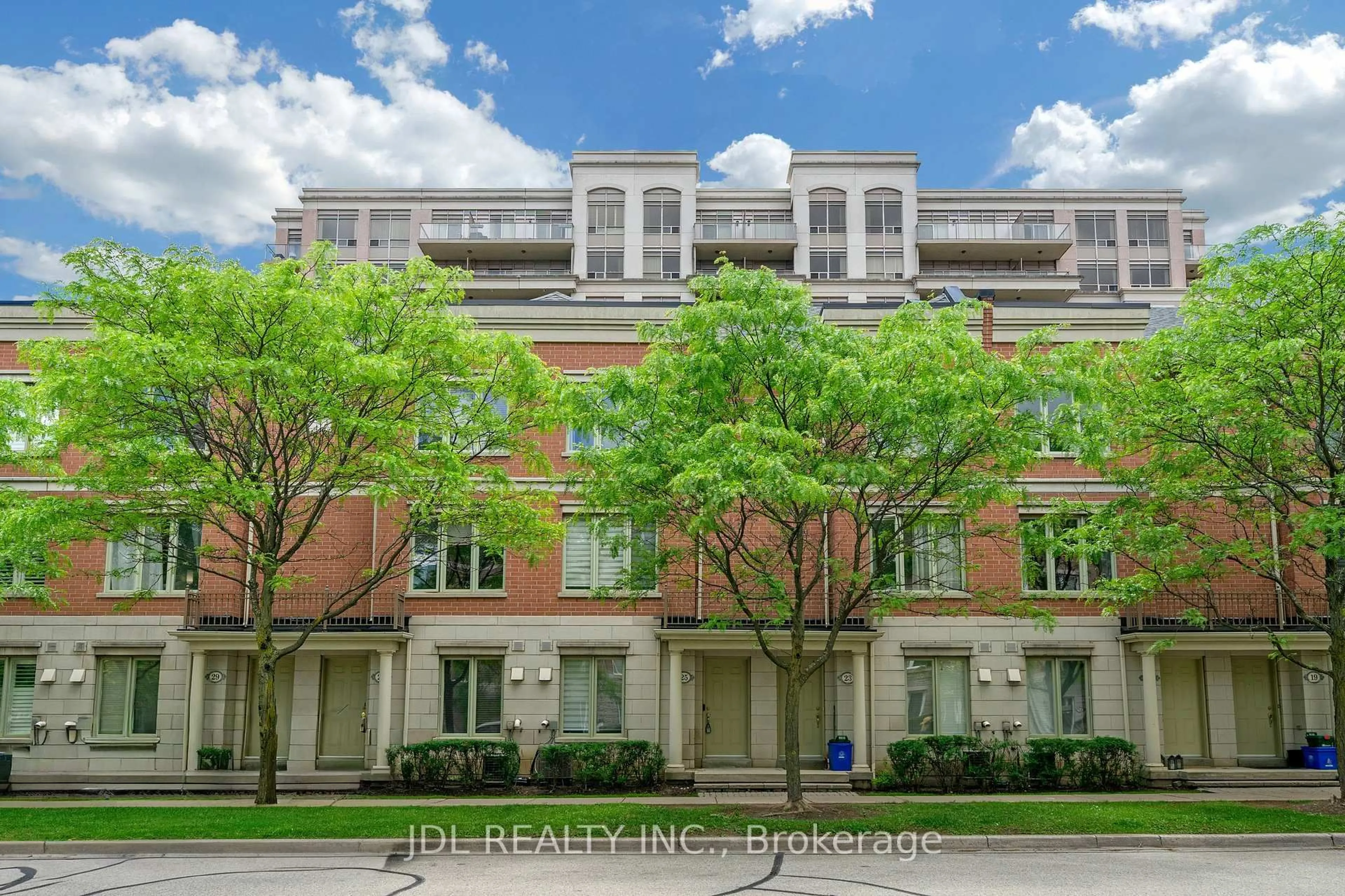 Unknown for 25 Galleria Pkwy, Markham Ontario L3T 0A3