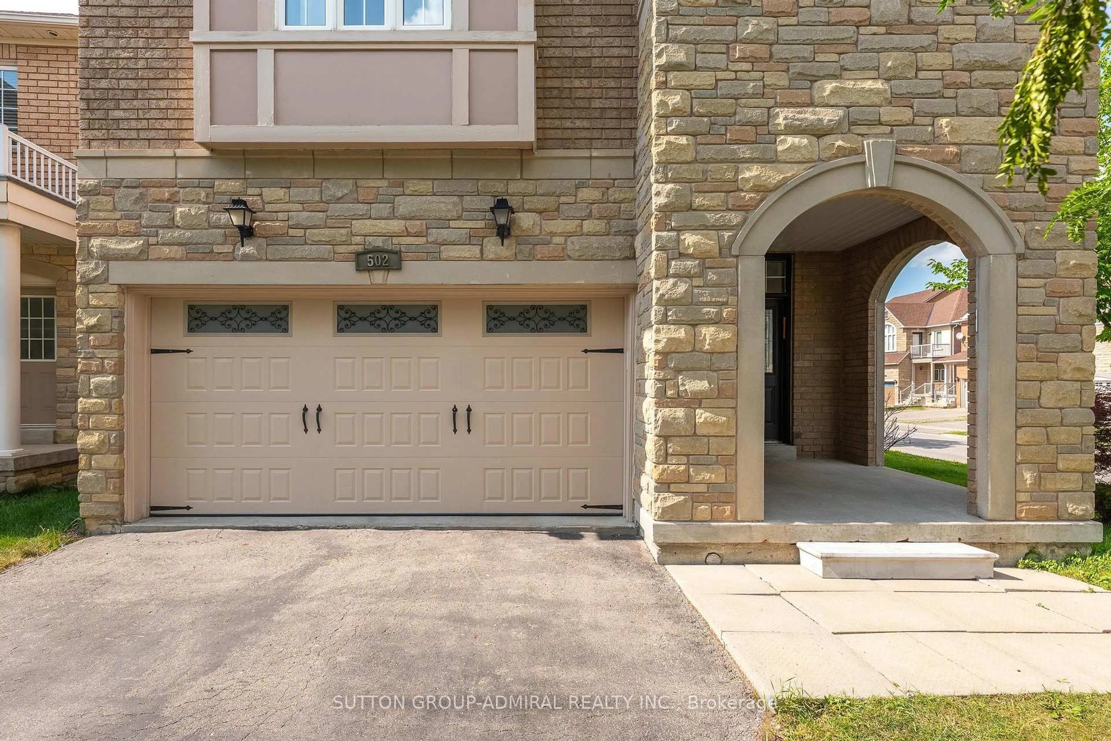 Unknown for 502 Apple Blossom Dr, Vaughan Ontario L4J 9A3