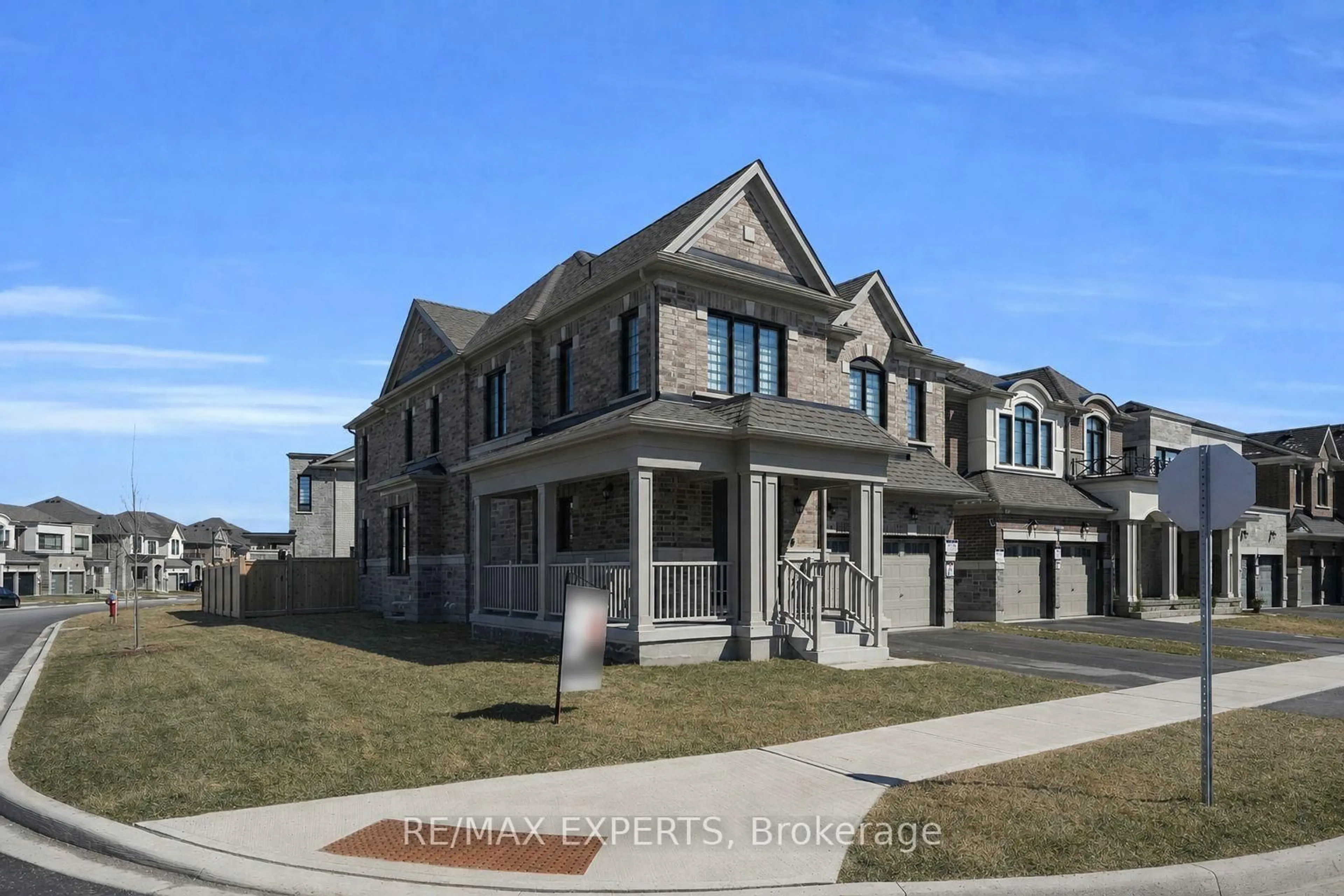 Home with brick exterior material, street for 84 Culbert Rd, Bradford West Gwillimbury Ontario L3Z 4P4
