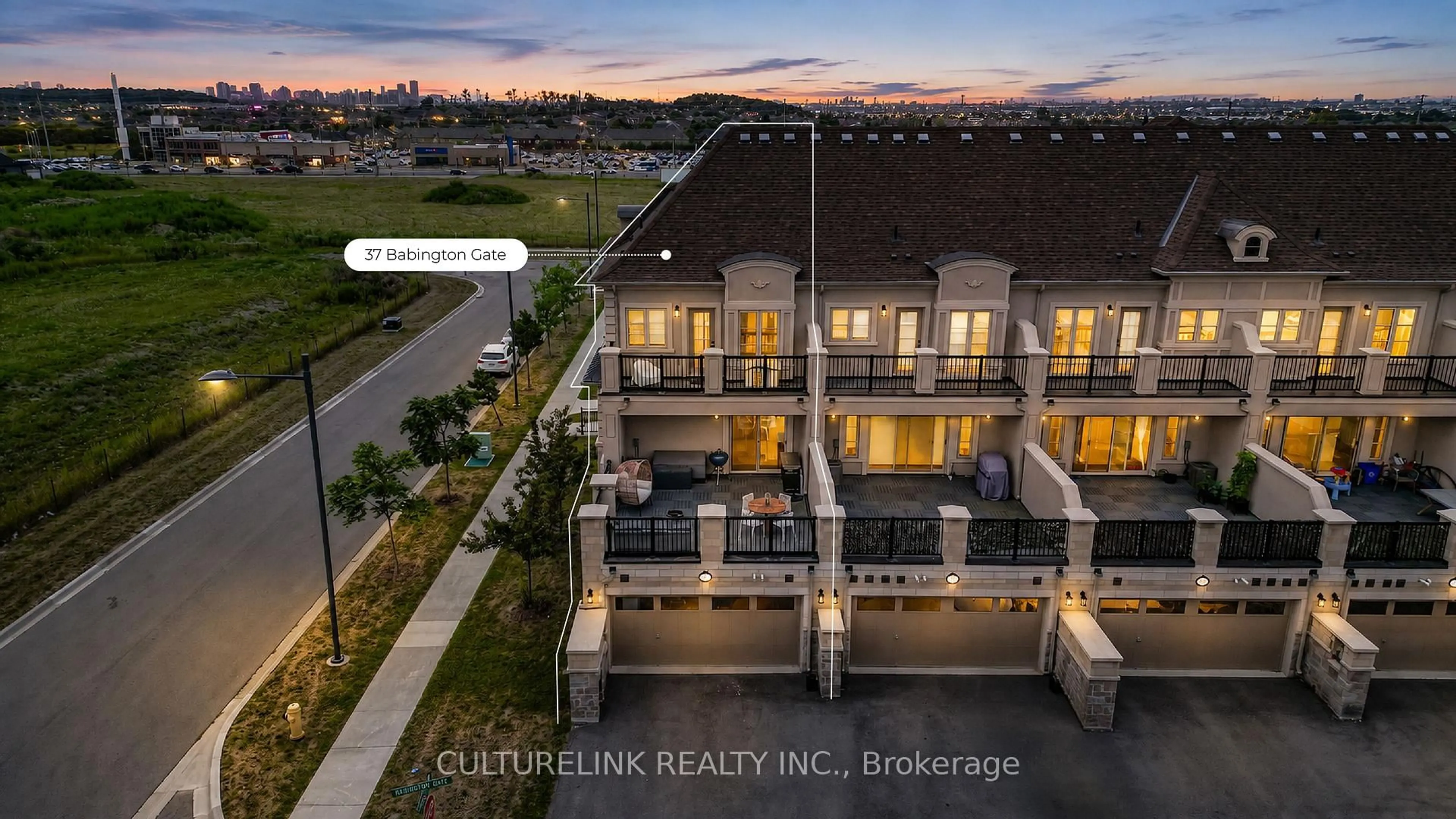 A pic from outside/outdoor area/front of a property/back of a property/a pic from drone, city buildings view from balcony for 37 Babington Gate, Vaughan Ontario L6A 5B3