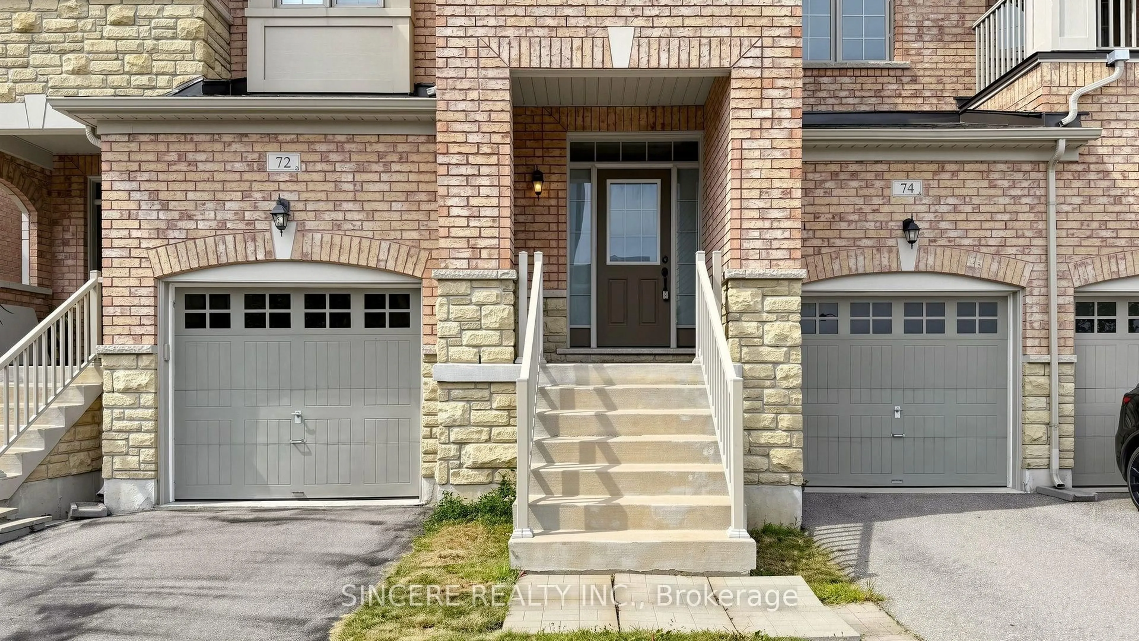 Home with brick exterior material, street for 74 Paper Mills Cres, Richmond Hill Ontario L4E 0V4